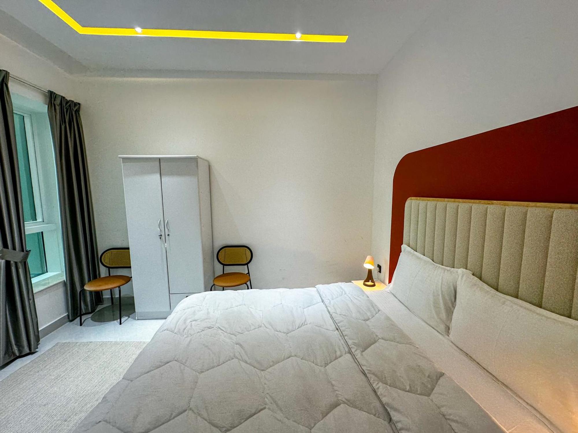 Apartment Pineapple Xpress Dubai