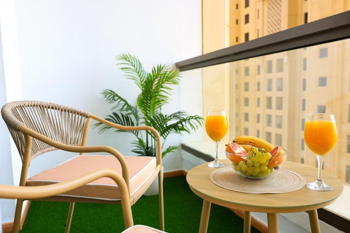 Apartment Maxstays - Cozy Jbr Beachfront Eye & Sunset Views - Gym & Pool - Free Parking