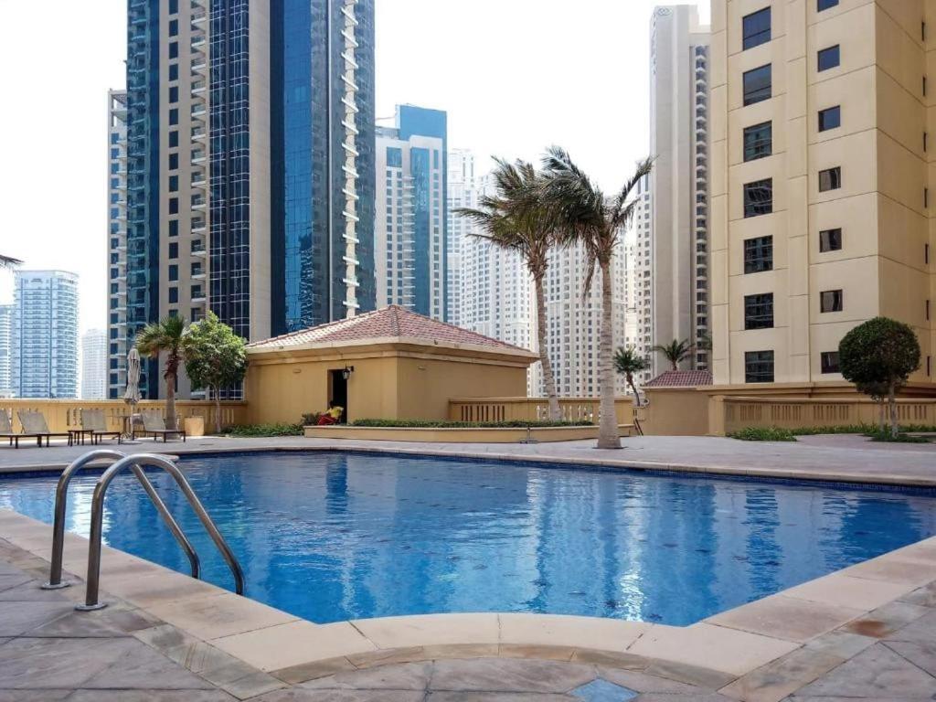 Maxstays - Cozy Jbr Beachfront Eye & Sunset Views - Gym & Pool - Free Parking Dubai