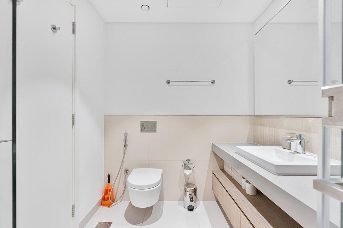 Apartamento 2br Haven With Pool, Gym, Tennis Court And Playground Dubai