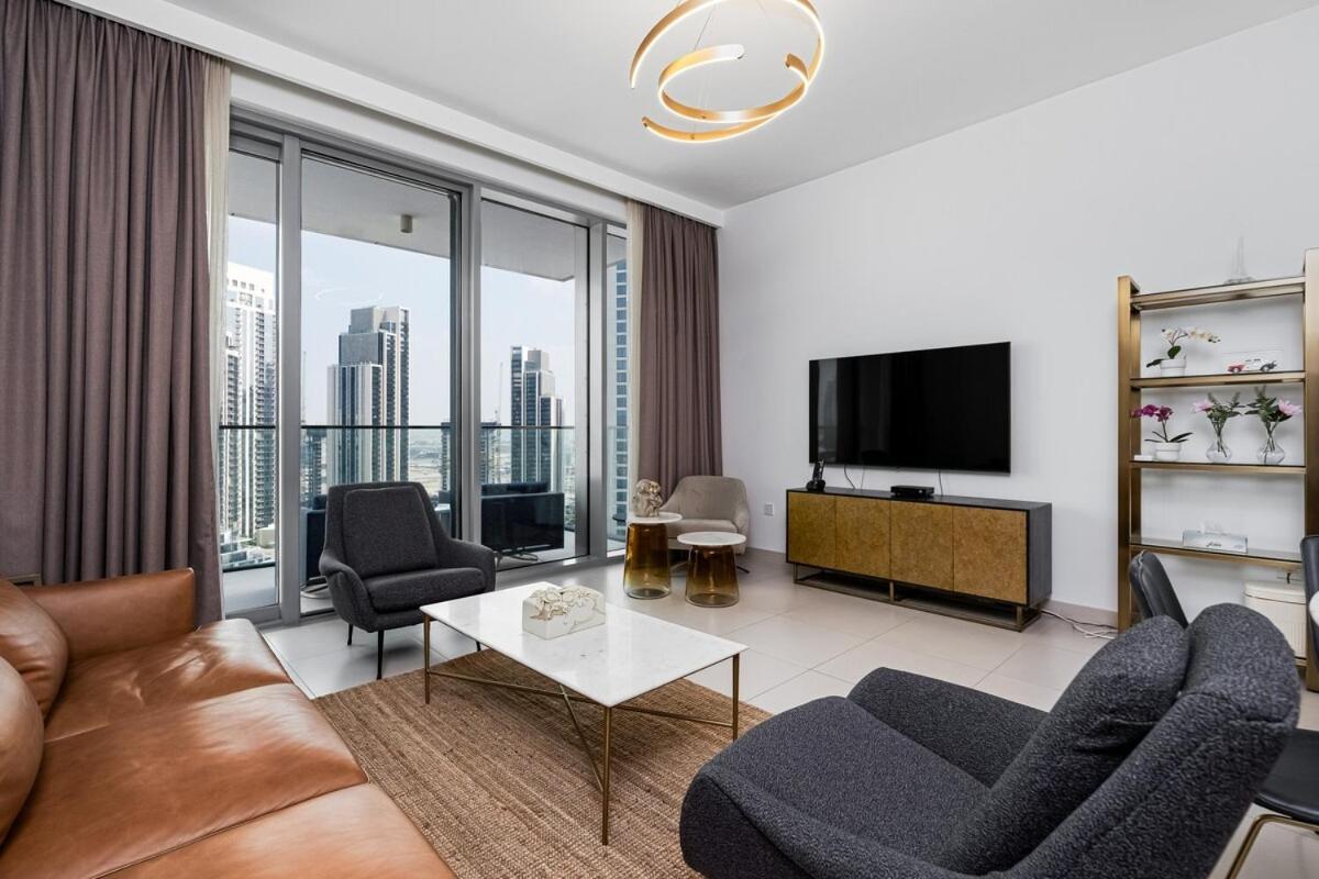 2br Haven With Pool, Gym, Tennis Court And Playground Apartamento Dubai