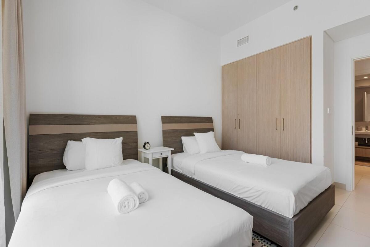 Apartamento 2br Haven With Pool, Gym, Tennis Court And Playground Dubai