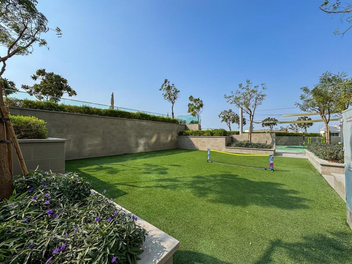 2br Haven With Pool, Gym, Tennis Court And Playground Apartamento Dubai