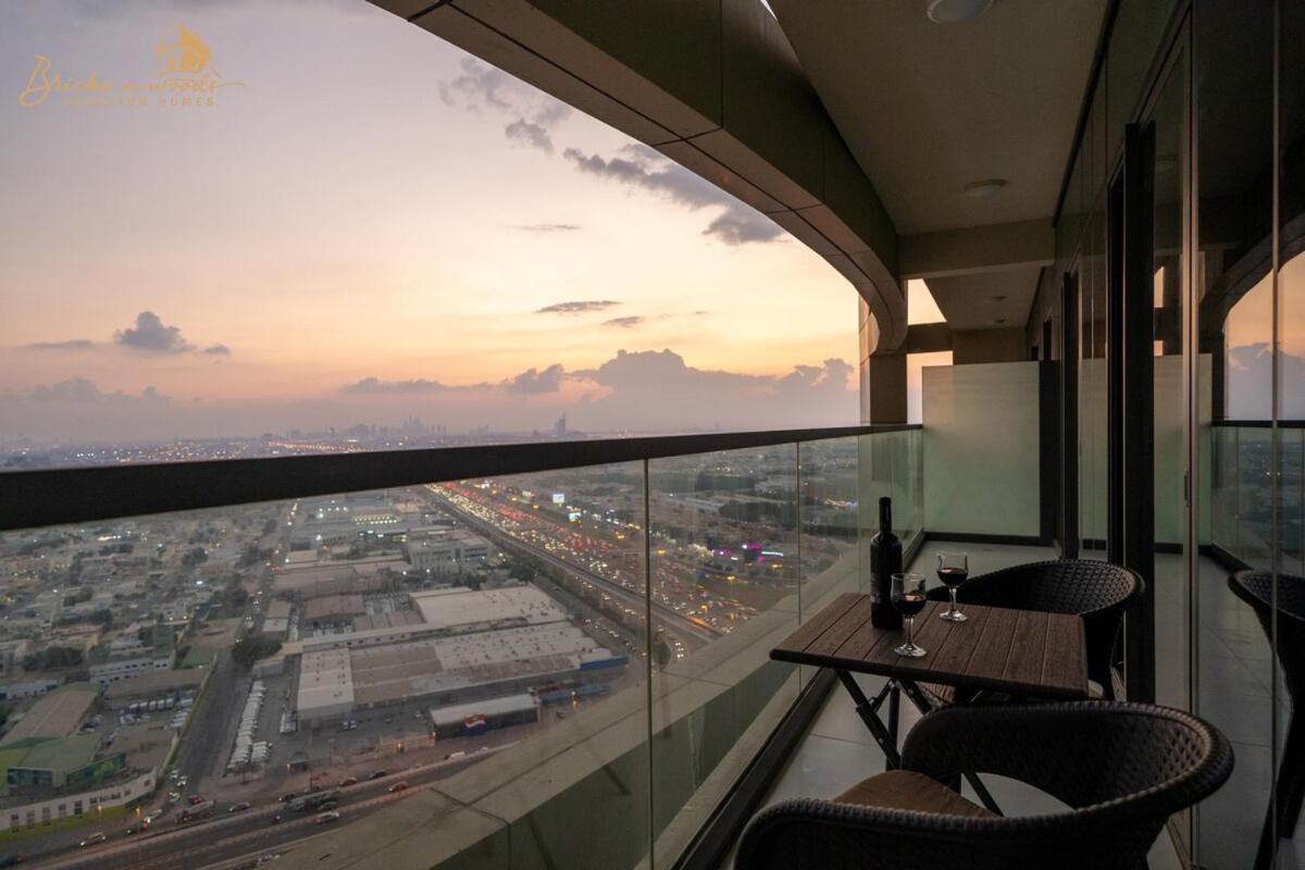 Chic Sea View 2bhk 4pax Dubai