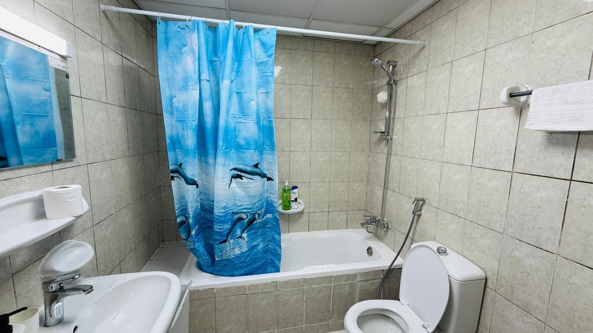 Apartment O07 Luxury Furnished Near Bus Stop Garden View Persia Cluster