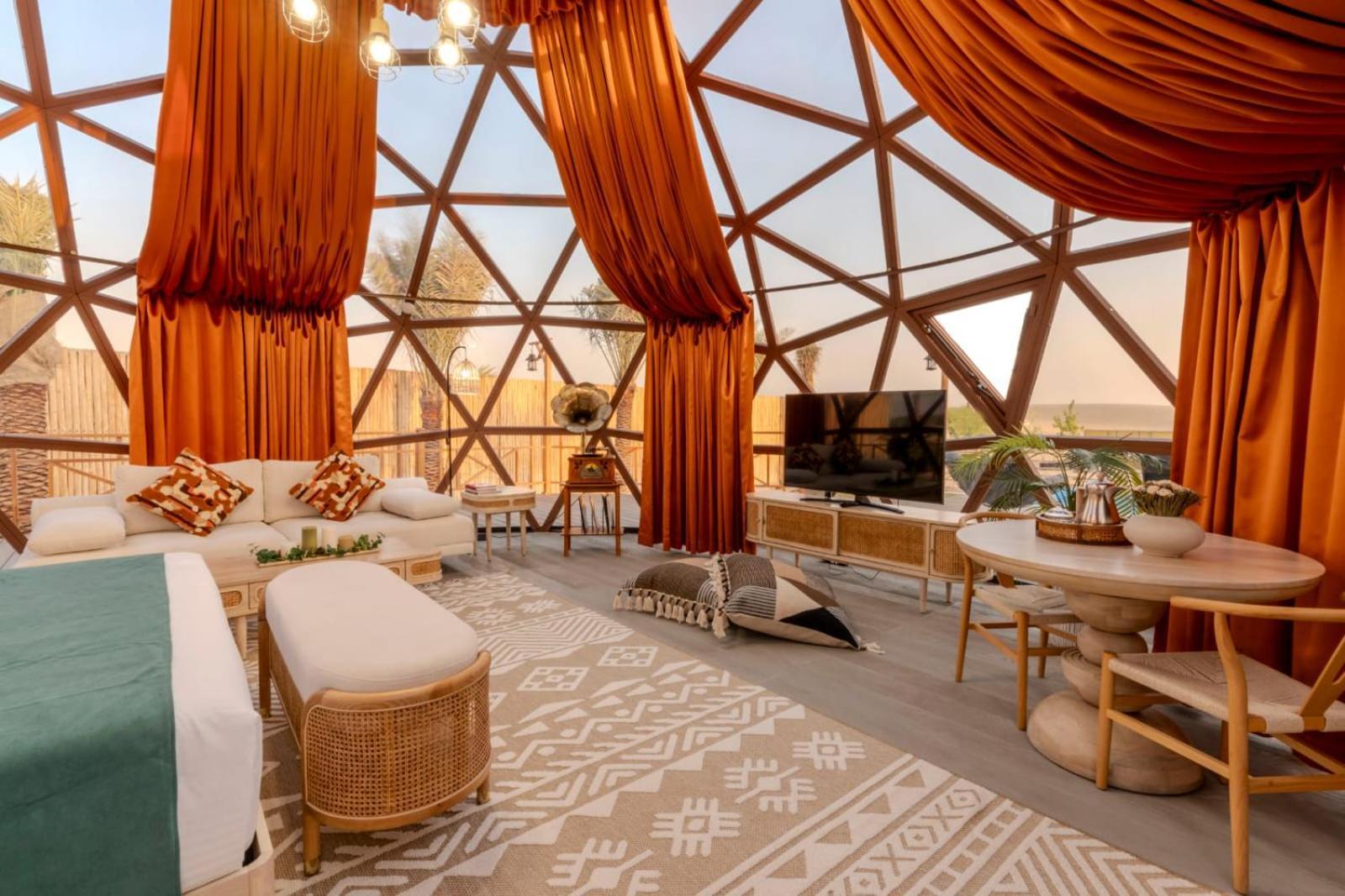 Al Marmoom Oasis Luxury Experiential Desert 5* Dubai
