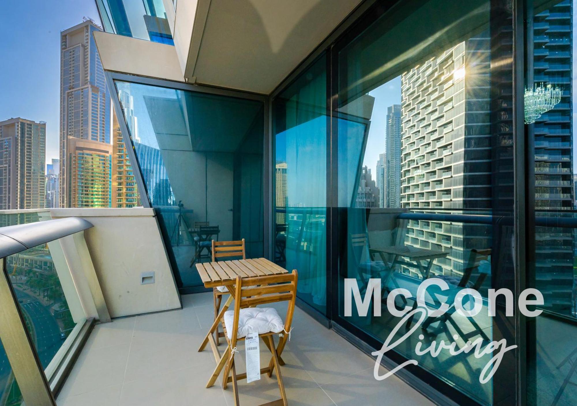 Classic 1 Bed In Burj Vista Tower, Downtown Apartamento