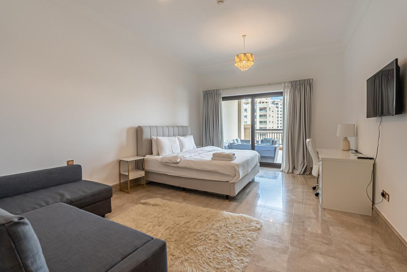 Apartment Newly Furnished 1bdr In The Palm Fairmont
