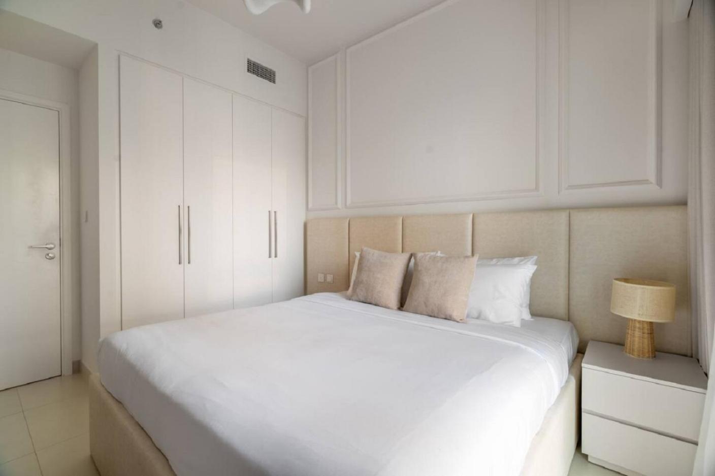 Luxury & Premium Burj Khalifa Mall Apartment
