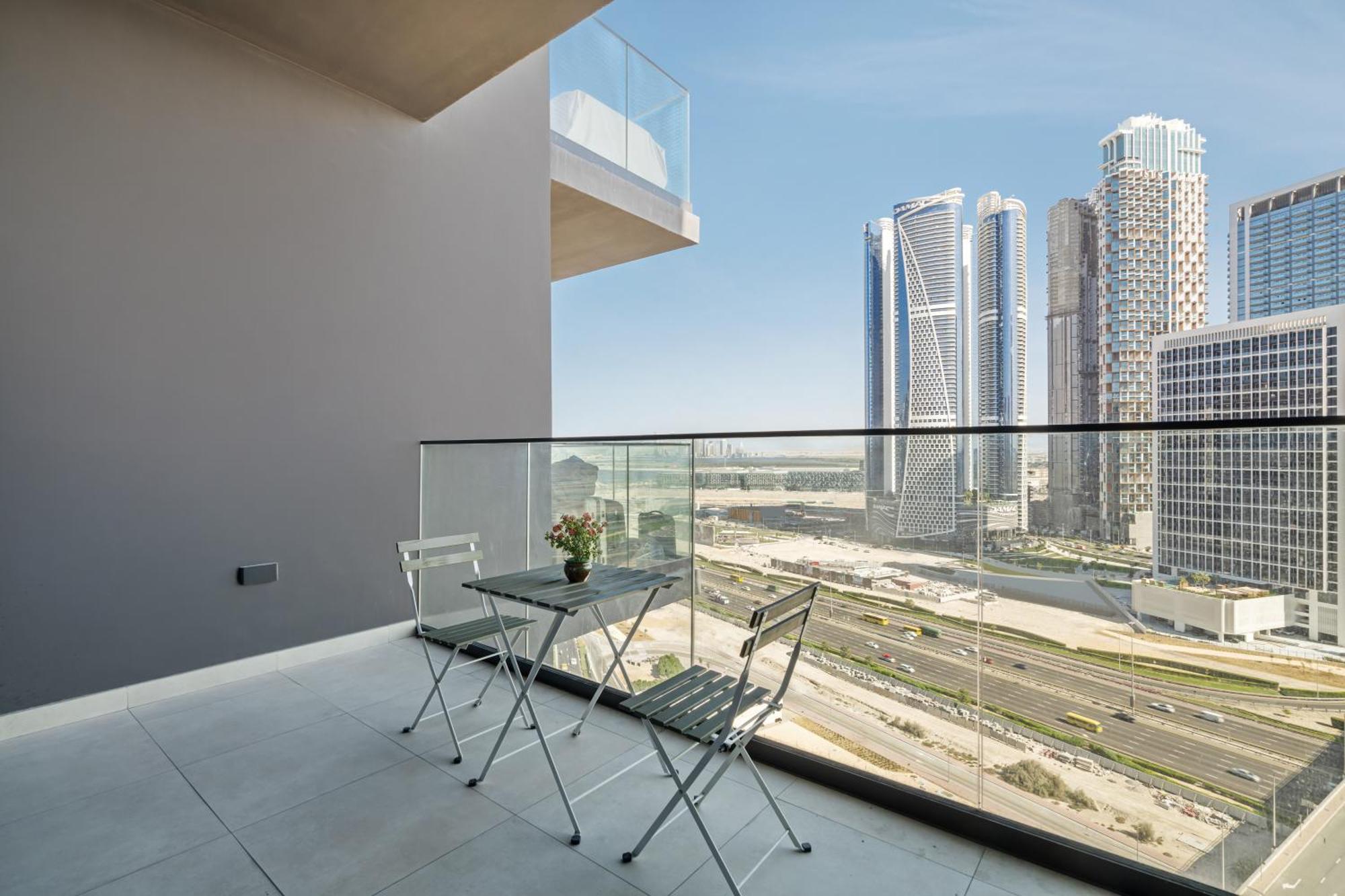 With Balcony Close To Downtown *
