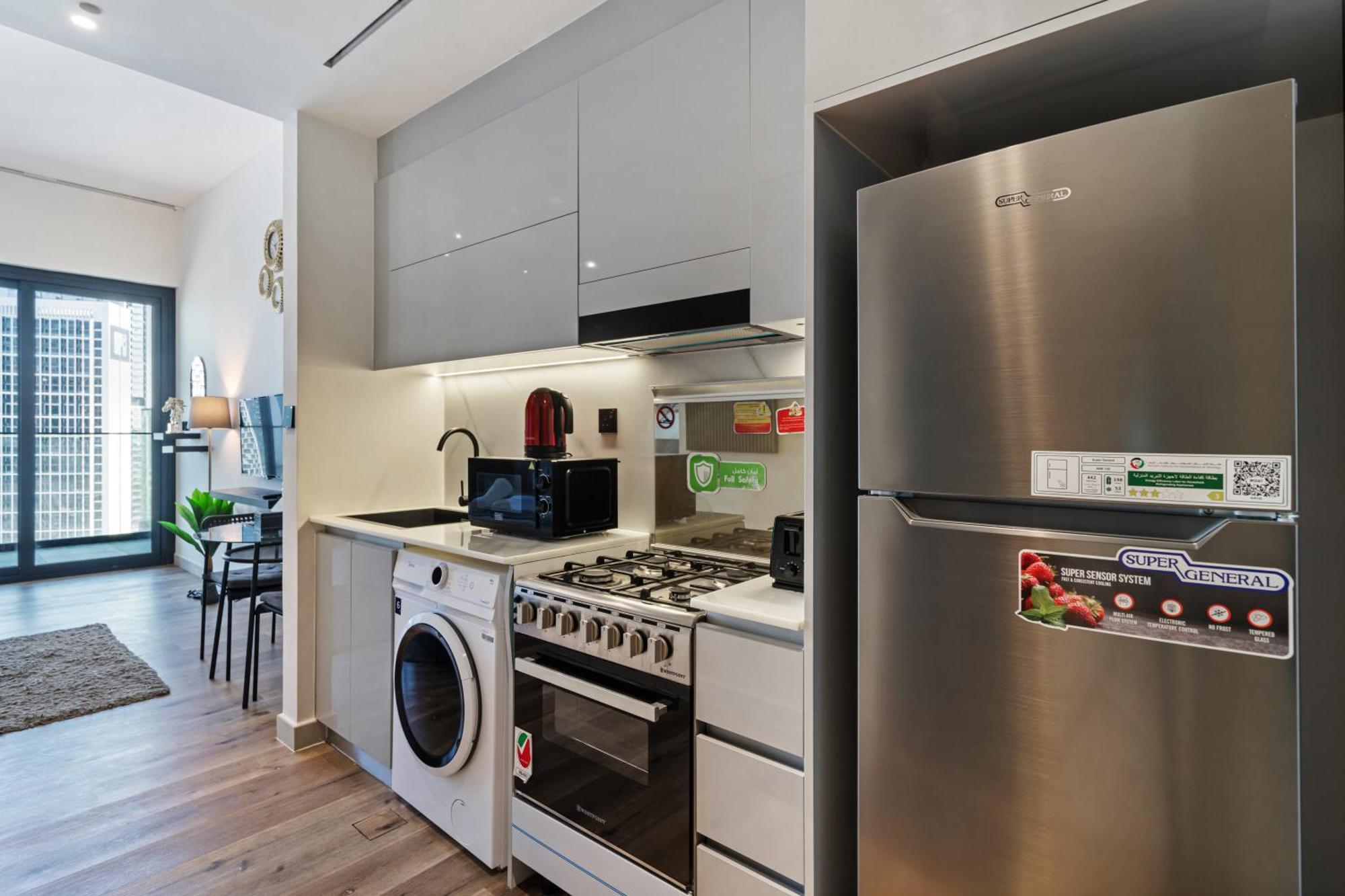 Apartment With Balcony Close To Downtown