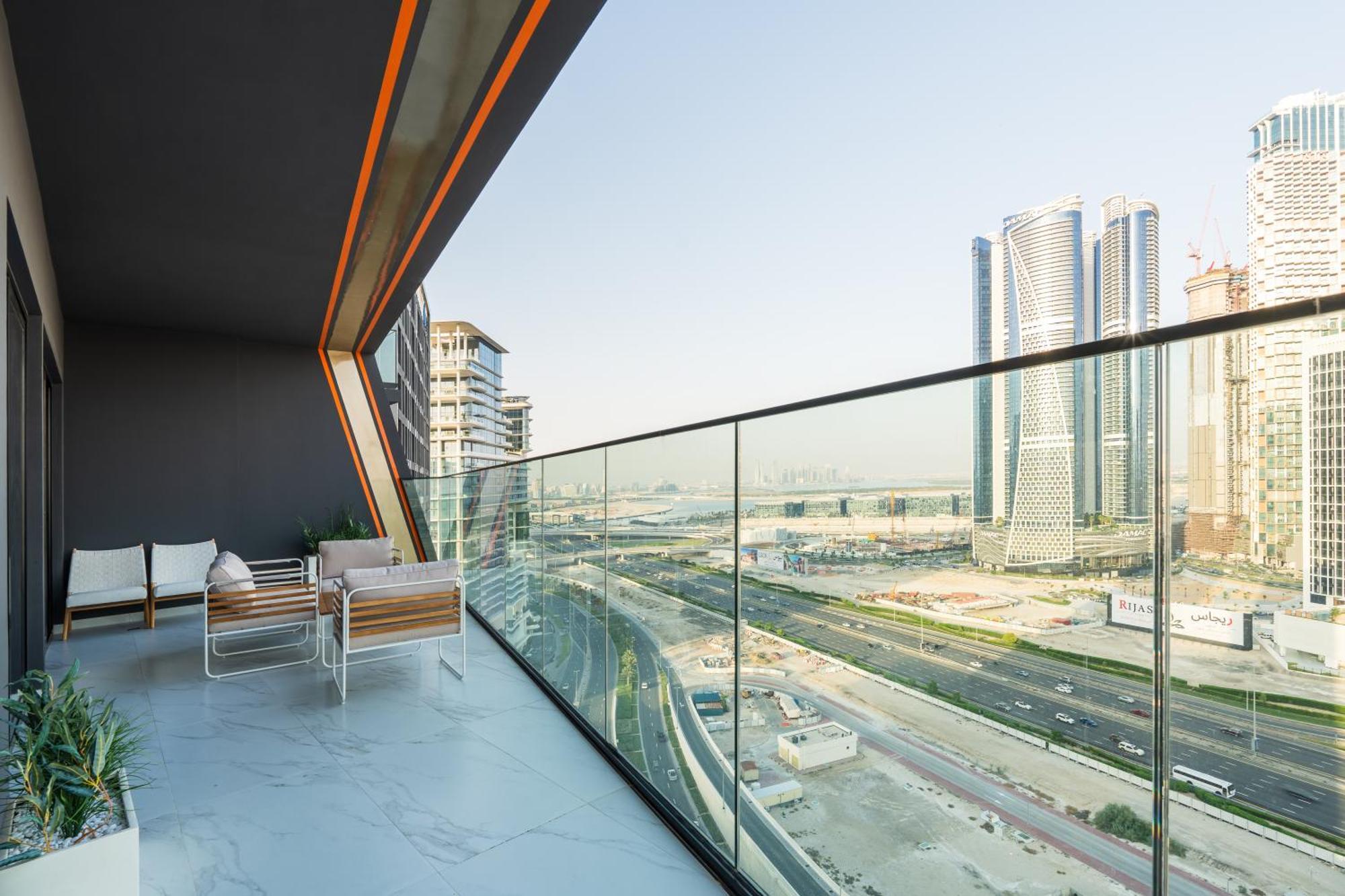 Keyrock Living - Binghatti Canal Sky Retreat Apartment