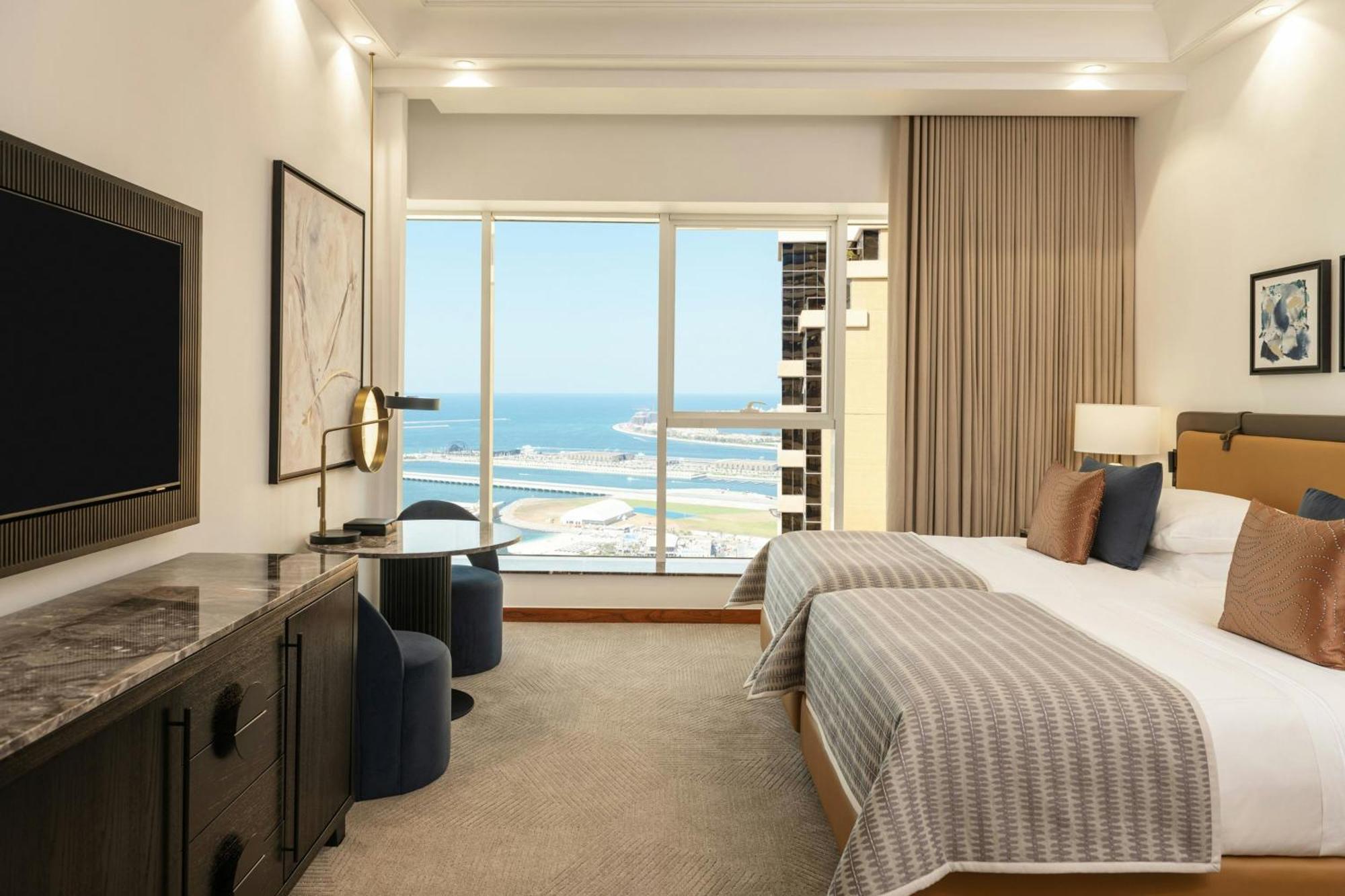 Hotel Grosvenor House, A Luxury Collection Hotel,