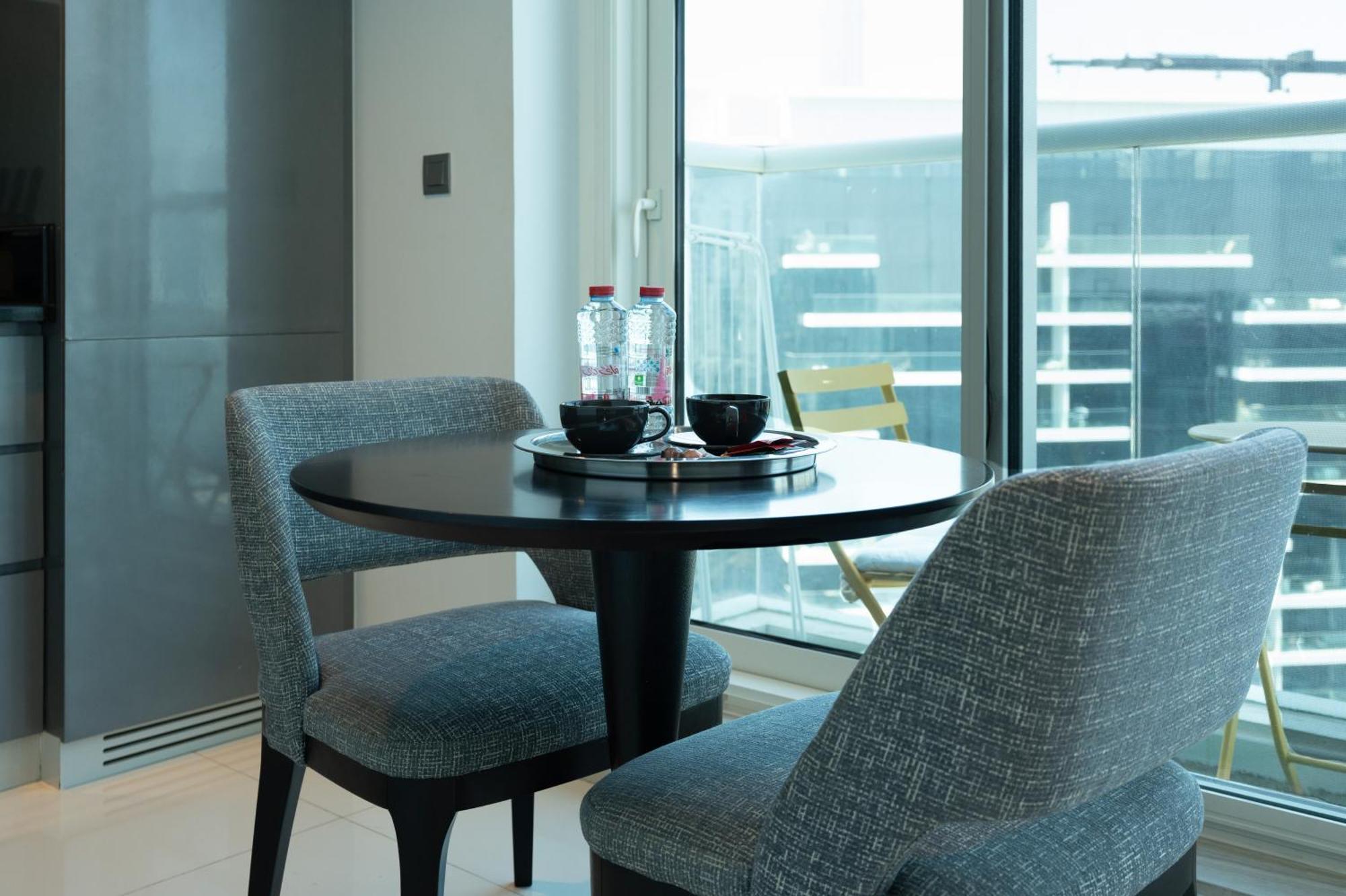 Keyrock Living - Elite Escape At Maison Prive Apartment