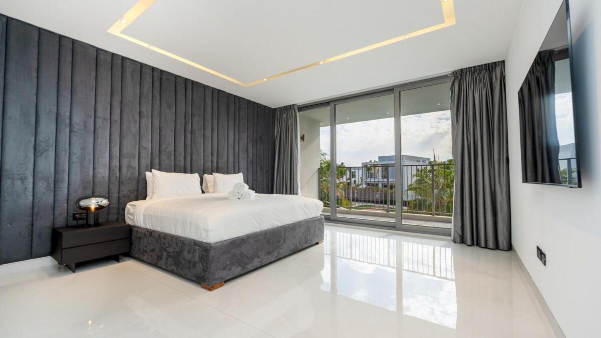 Villa Hills - Private Pool 5 Bedroom *