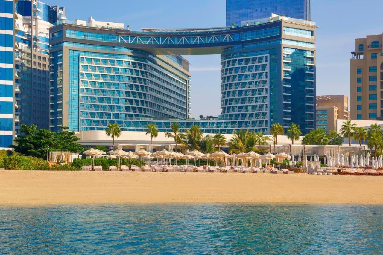 Apartment Infinity Pool In Palm Jumeirah On Exclusive West Dubai