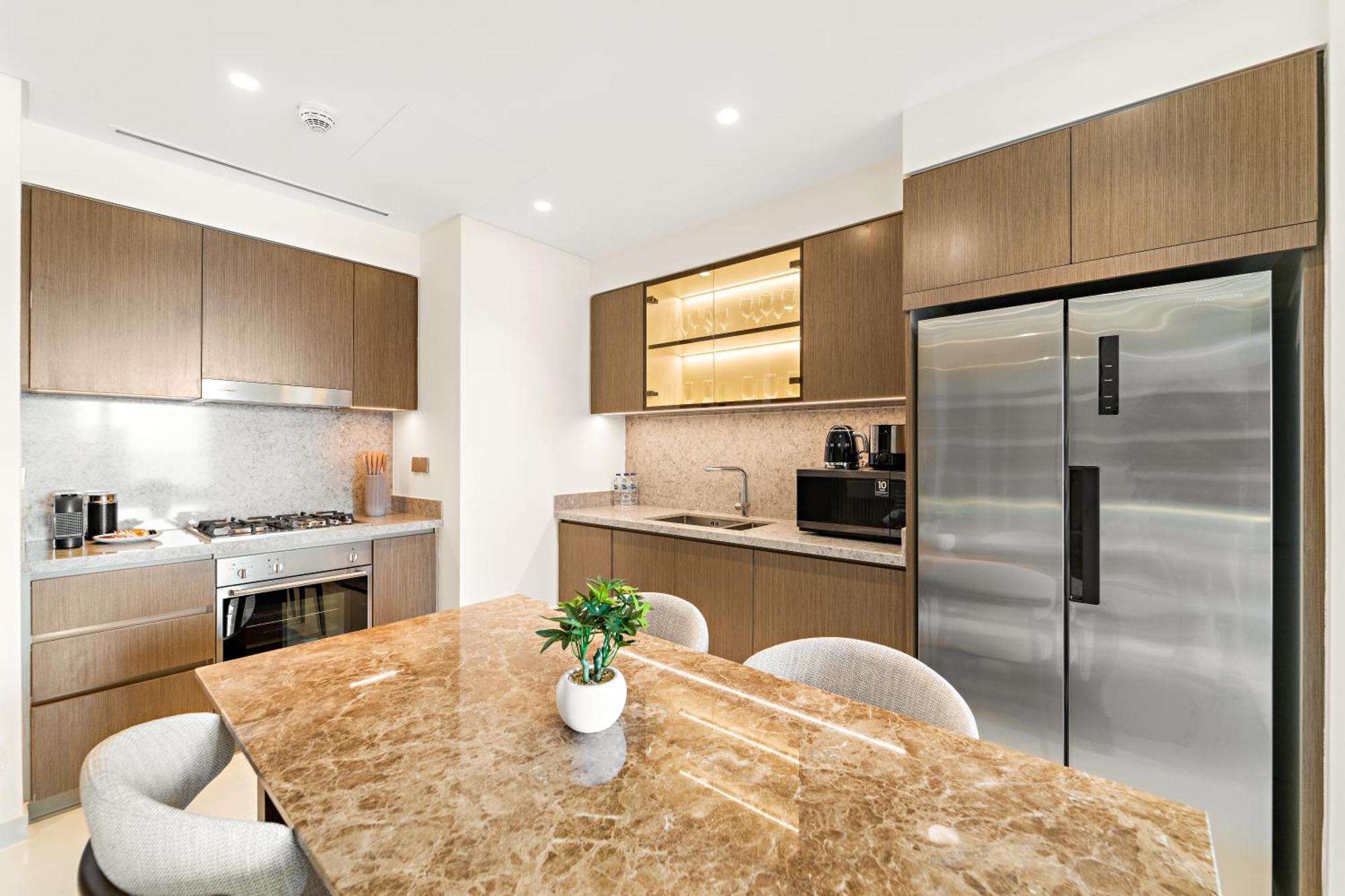 Apartment Elegant 2br With Palm & Sea View L Direct Access