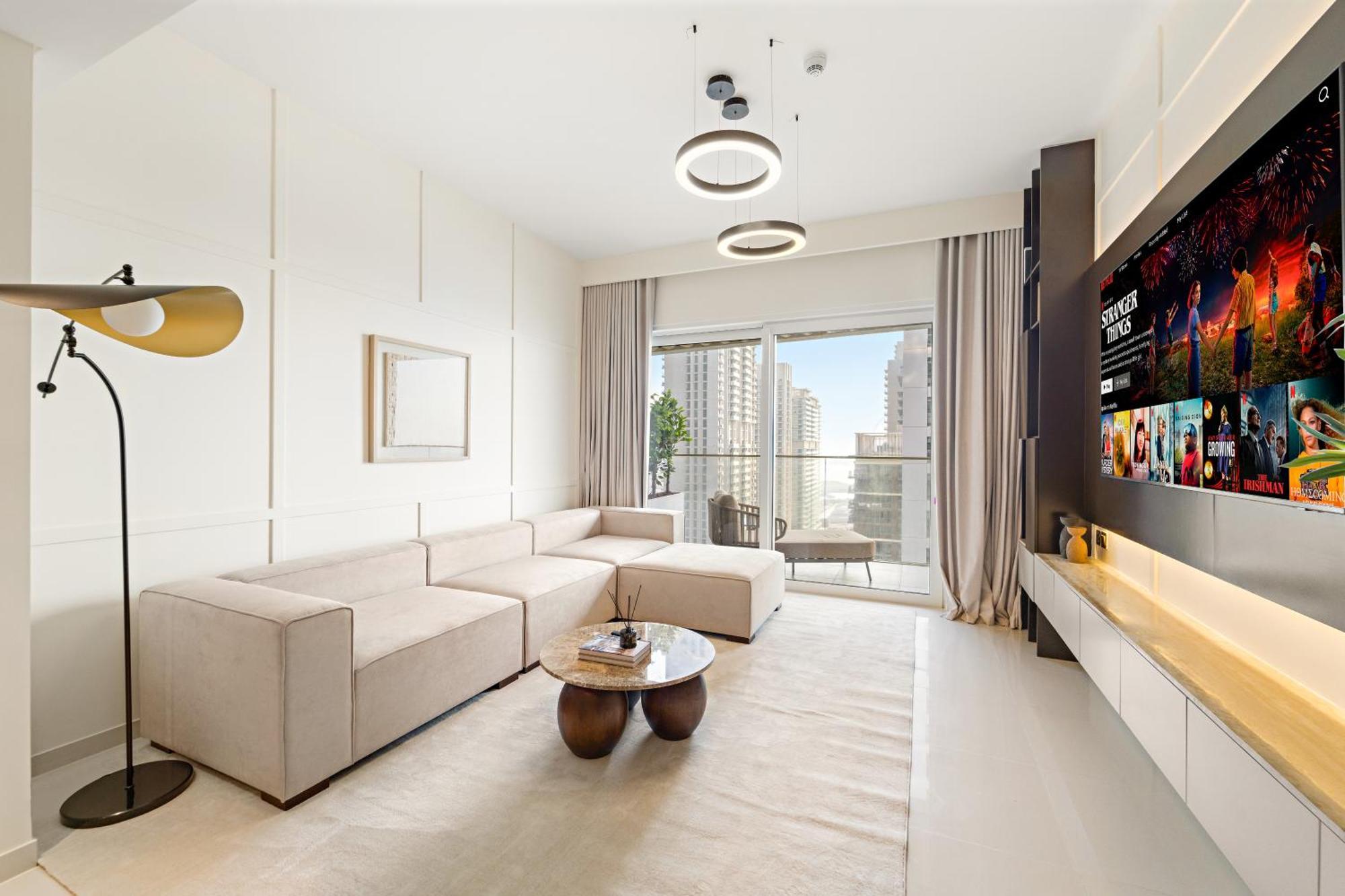 Elegant 2br With Palm & Sea View L Direct Access * Dubai