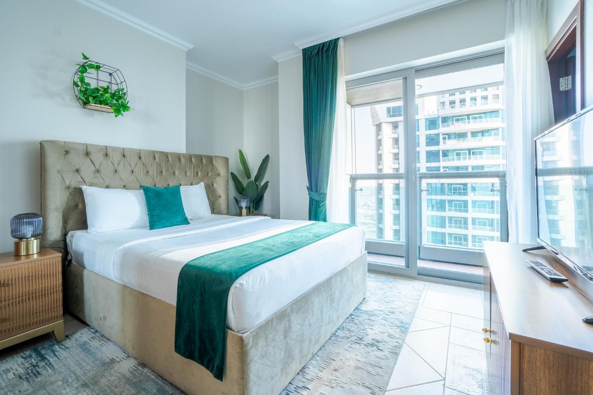 Aparthotel Marina - 75th Floor Above The Clouds, Elegant&big Dubai