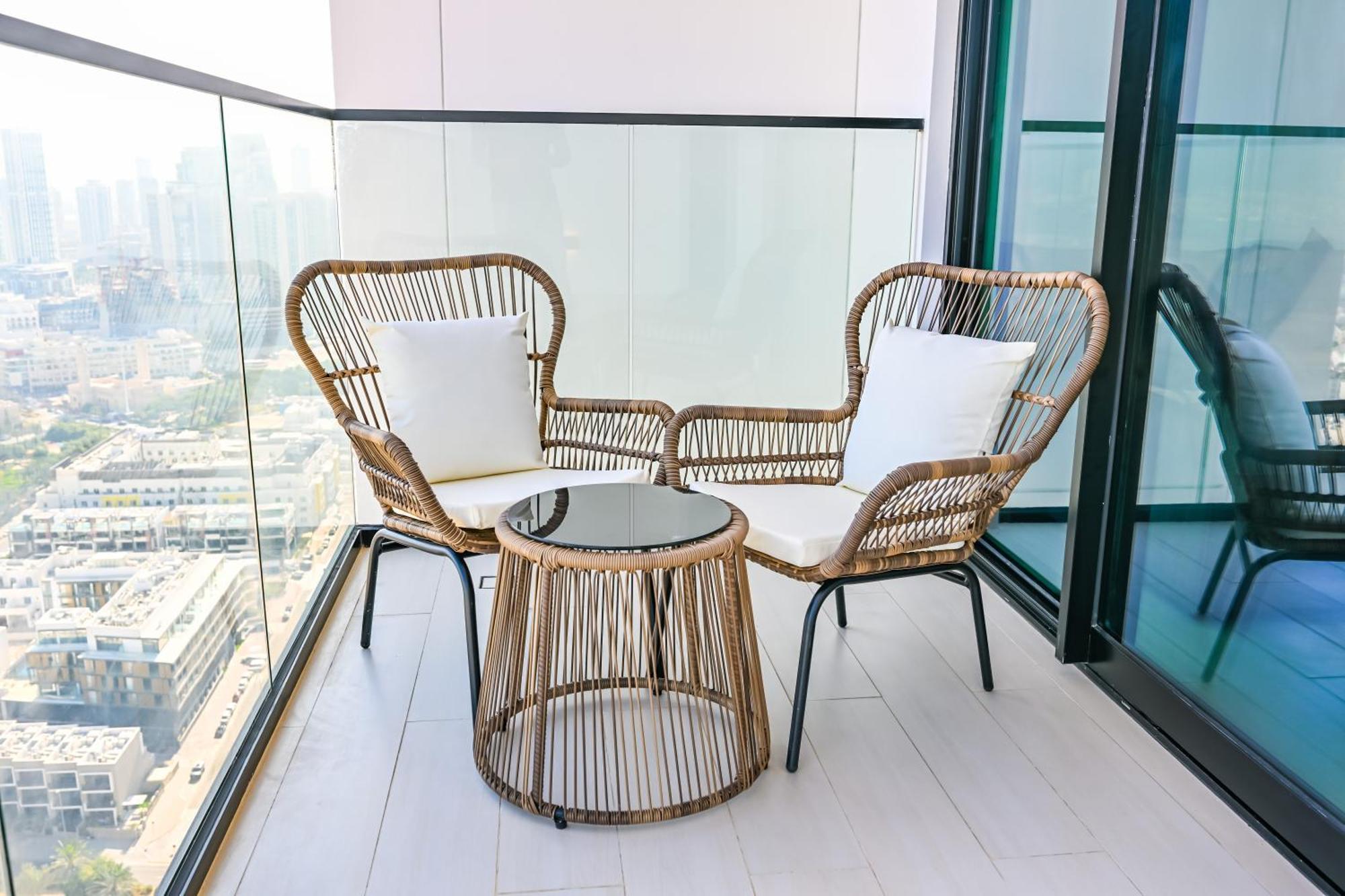 Pure Voyage Jvc Apart Otel Dubai