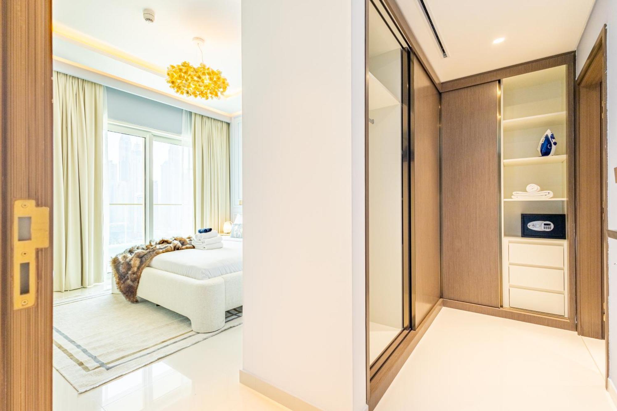 Apartment Lux Designer 2br - Grand Bleu - Waterfront Living *