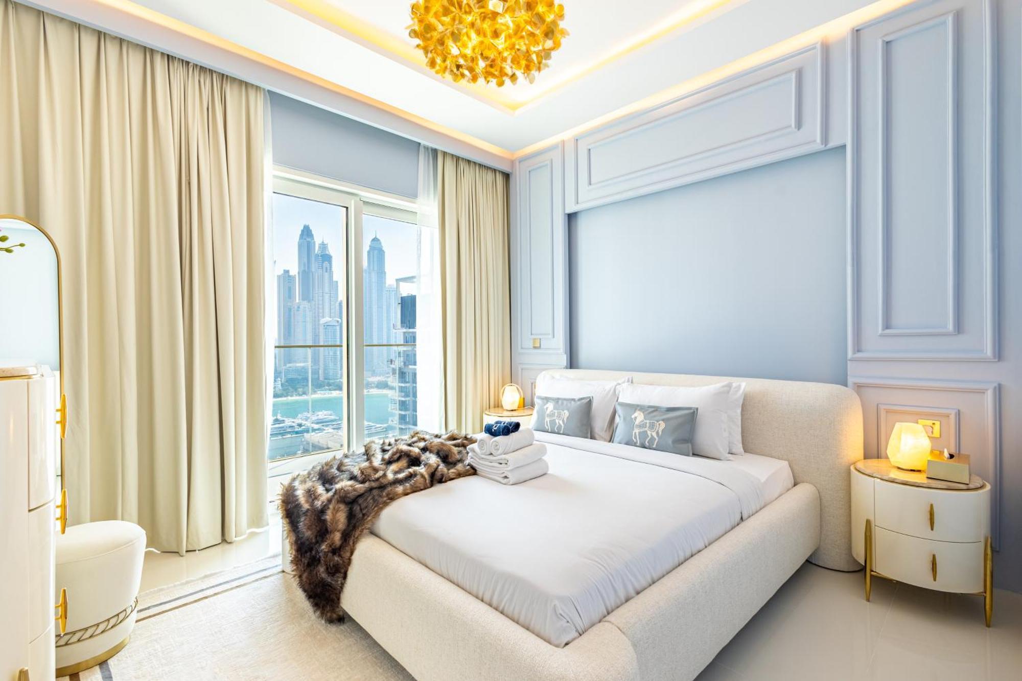 Lux Designer 2br - Grand Bleu - Waterfront Living * Dubai