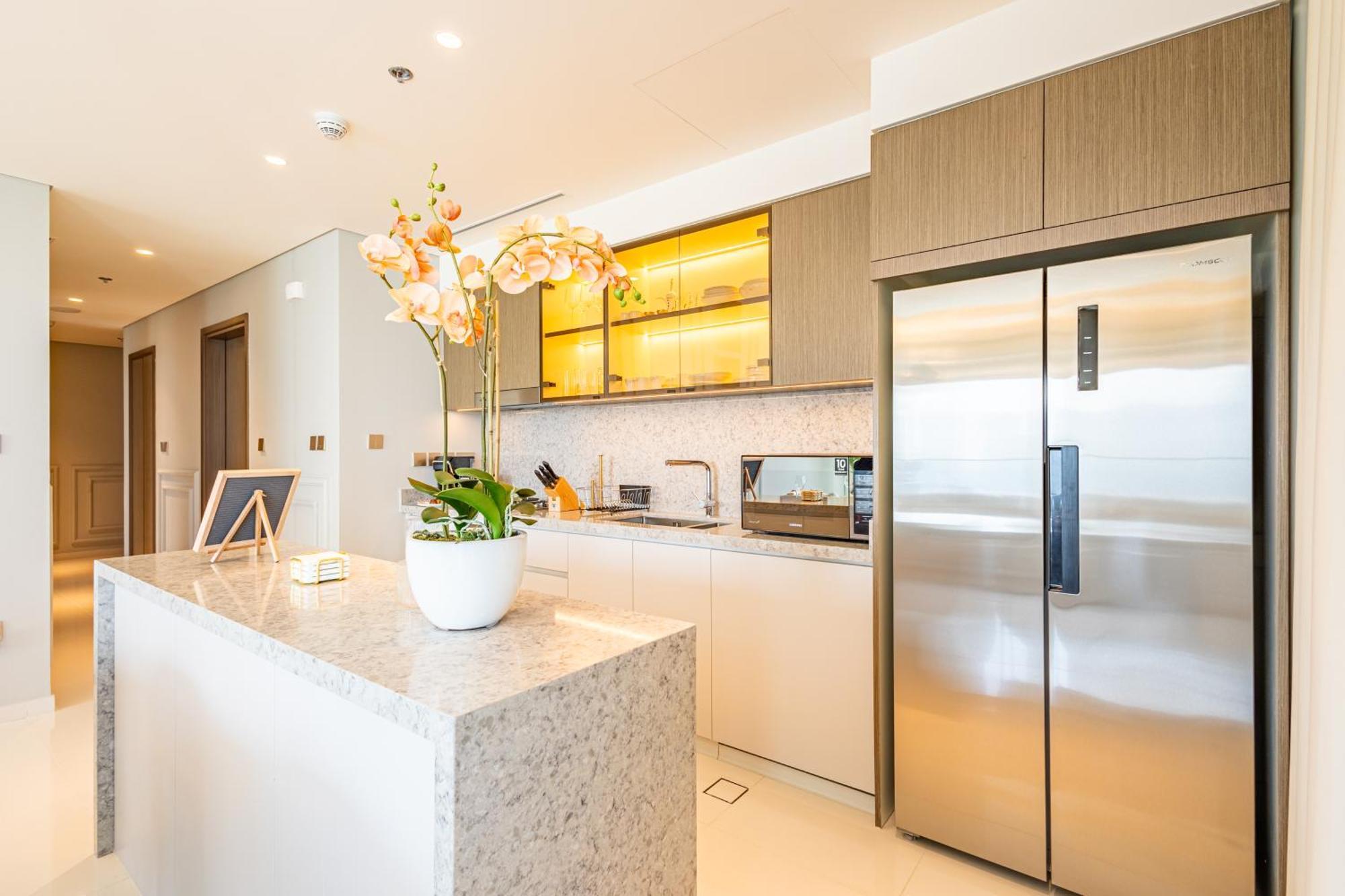 Apartment Lux Designer 2br - Grand Bleu - Waterfront Living *