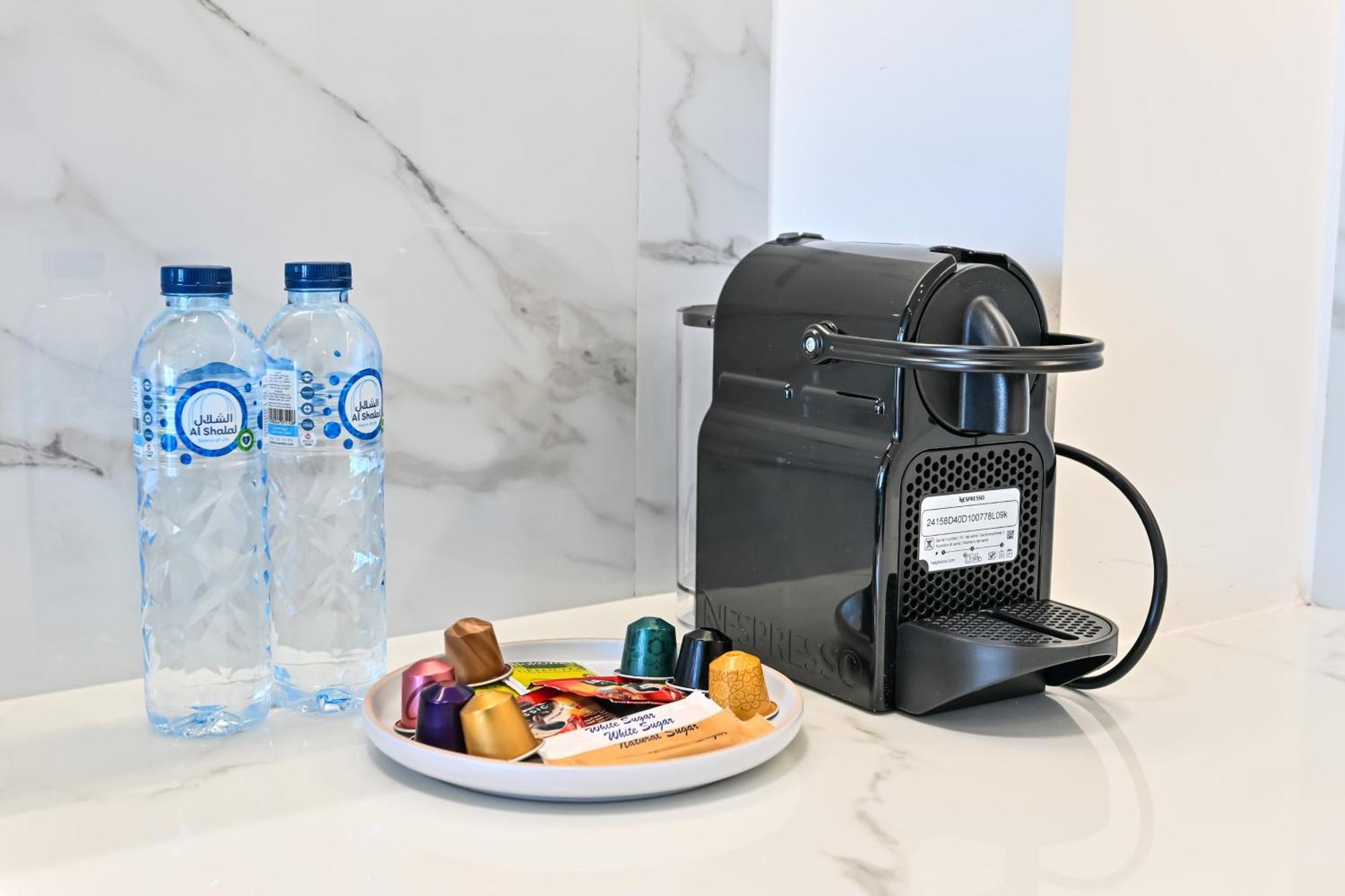 Pure Voyage Jvc Aparthotel