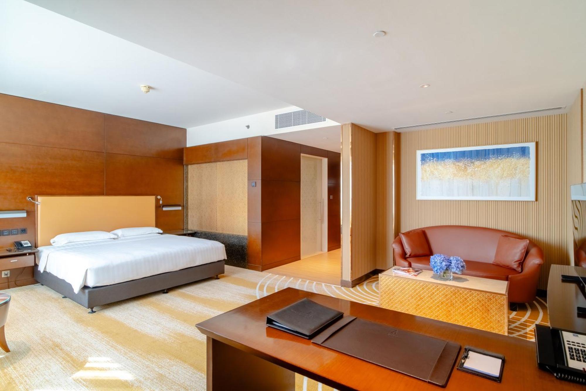 Asiana Hotel