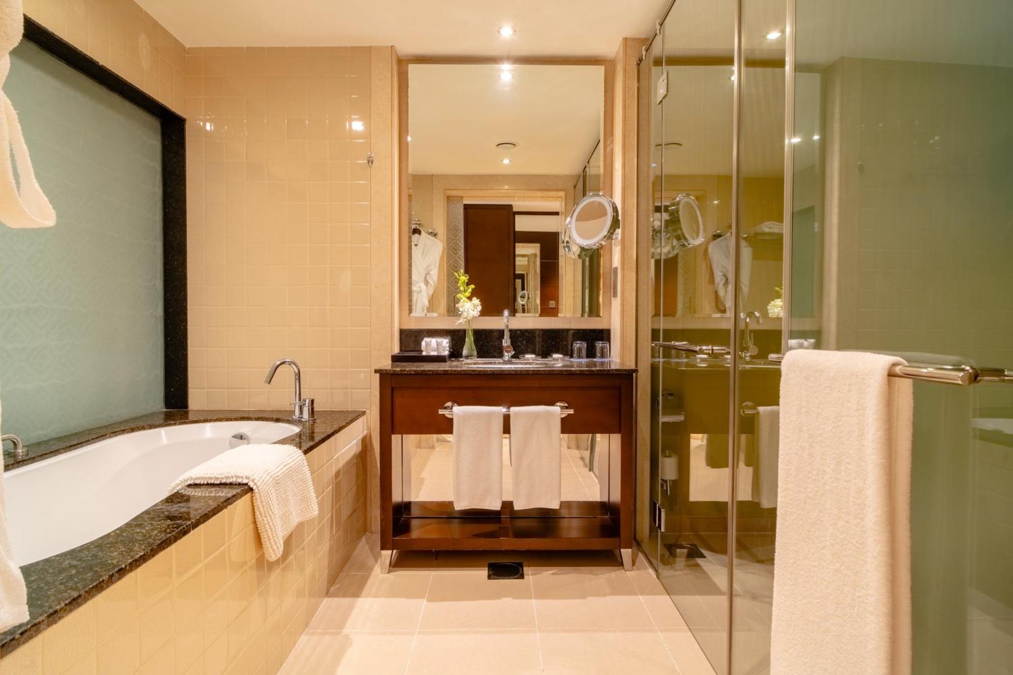 Hotel Asiana 5*