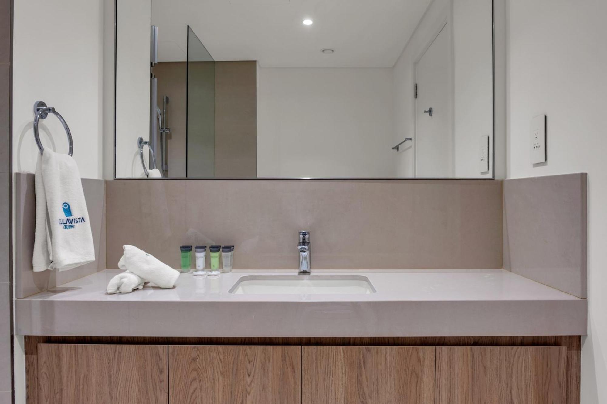 Bellavista - 2 Bedroom Downtown Views Ii T2 Daire