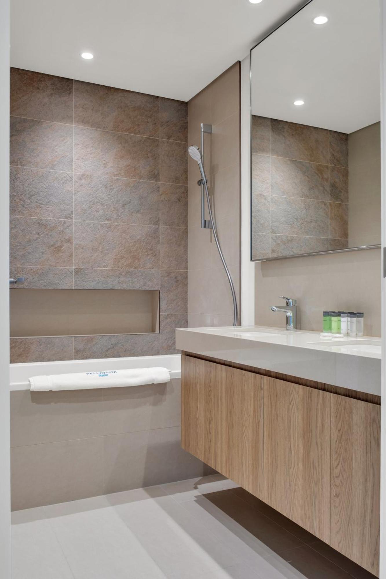 Daire Bellavista - 2 Bedroom Downtown Views Ii T2 *