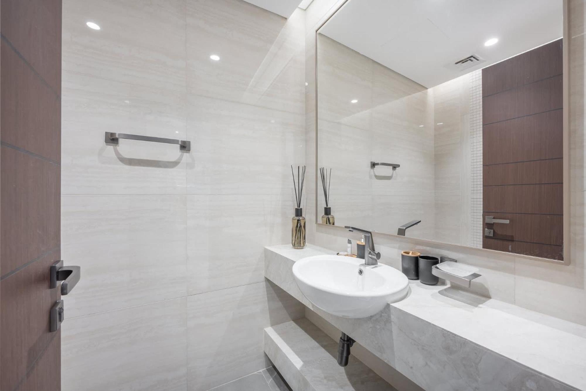Outstanding Flat In Nobles Tower Perfect For 2 *