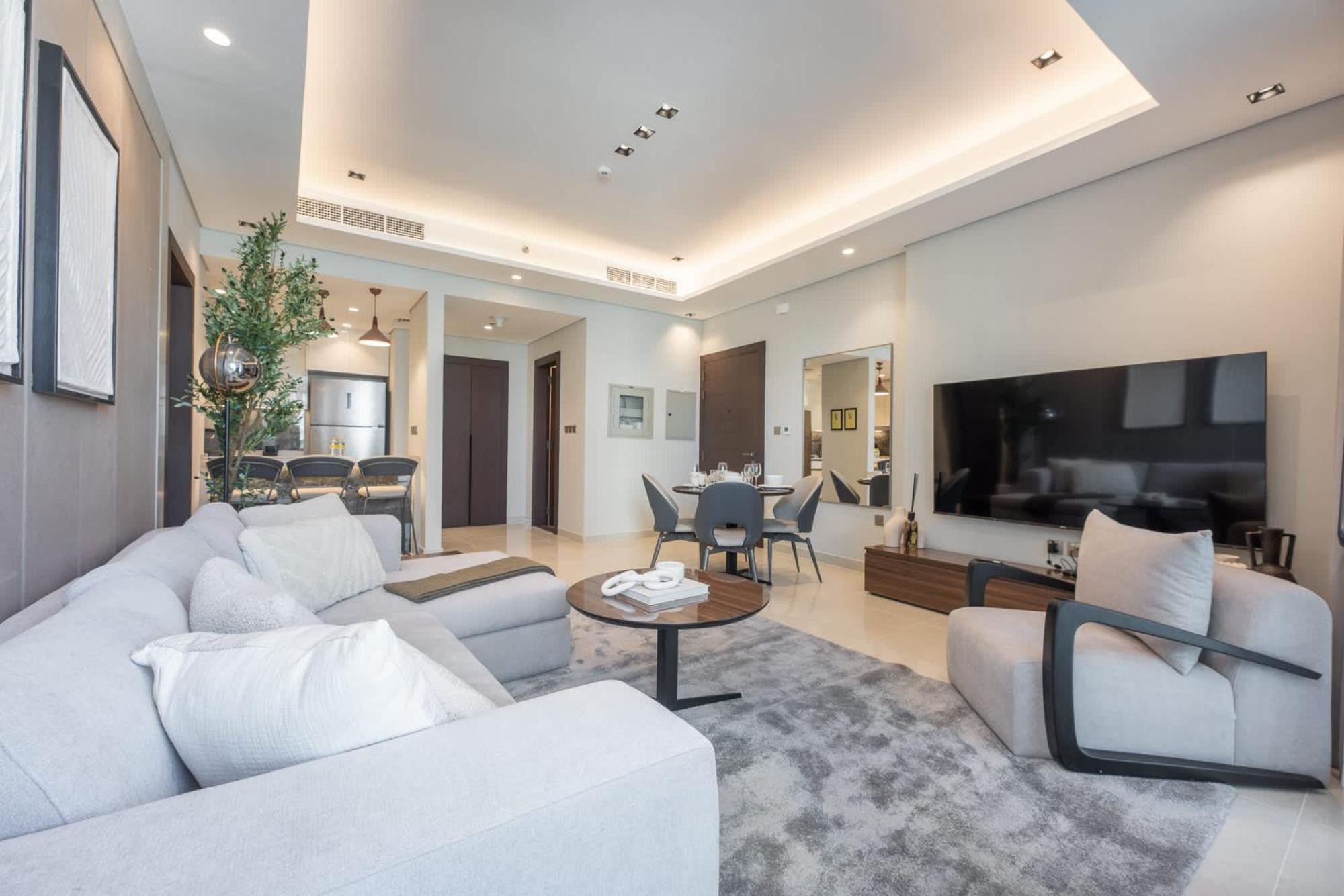 Outstanding Flat In Nobles Tower Perfect For 2 Apartment