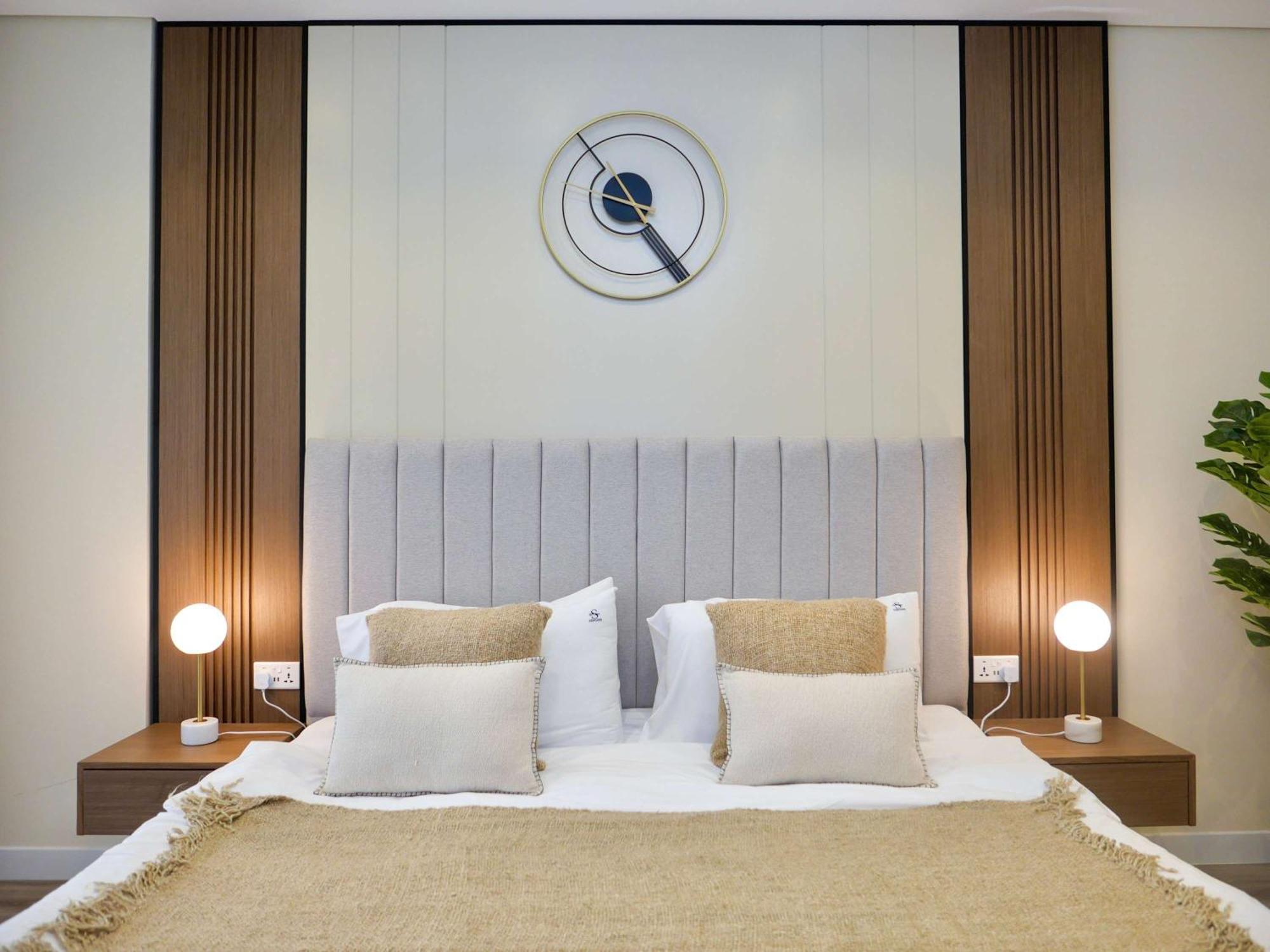 Ambient 1br On The At 5 Star * Dubai