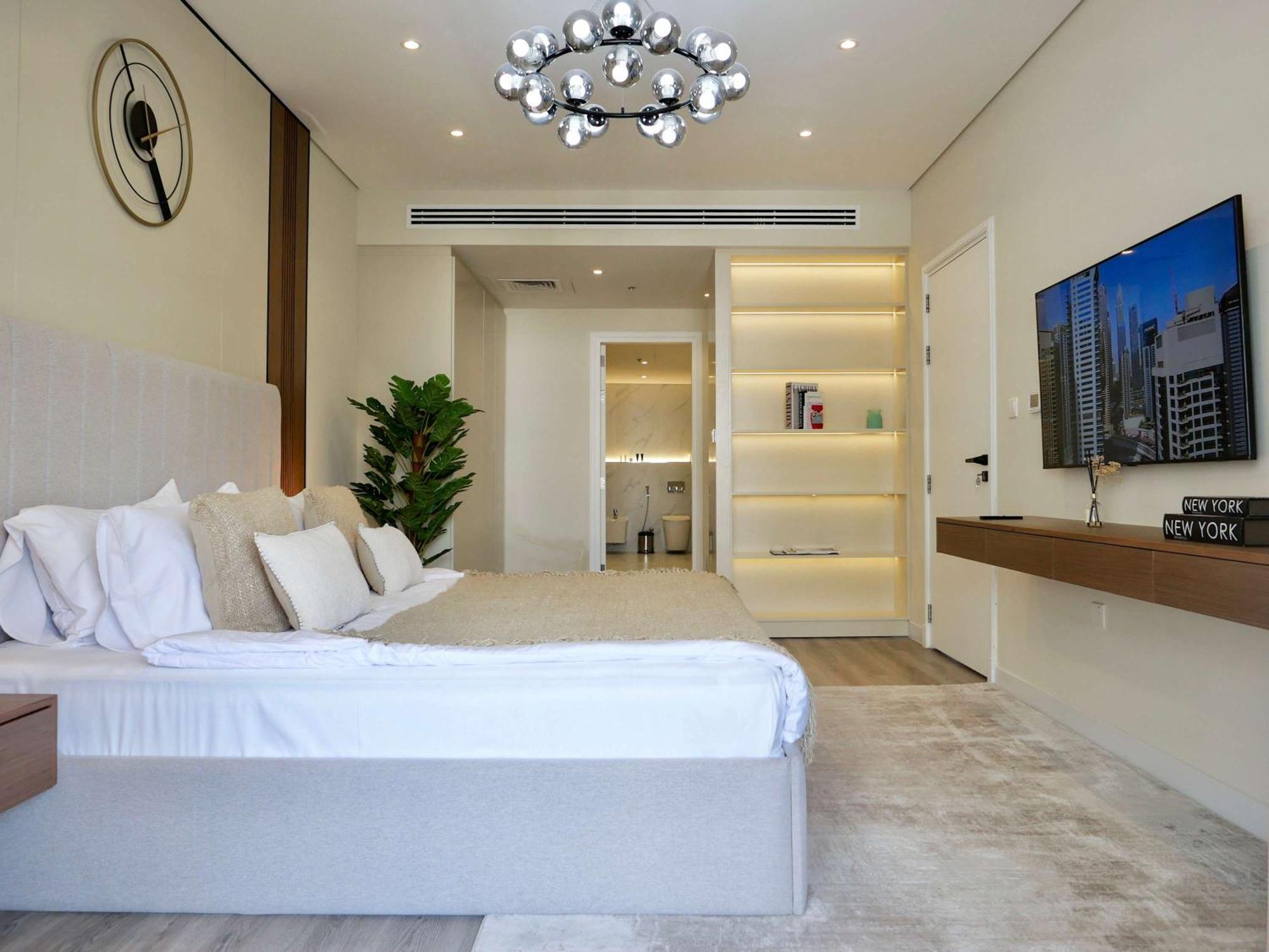 Ambient 1br On The At 5 Star * Dubai
