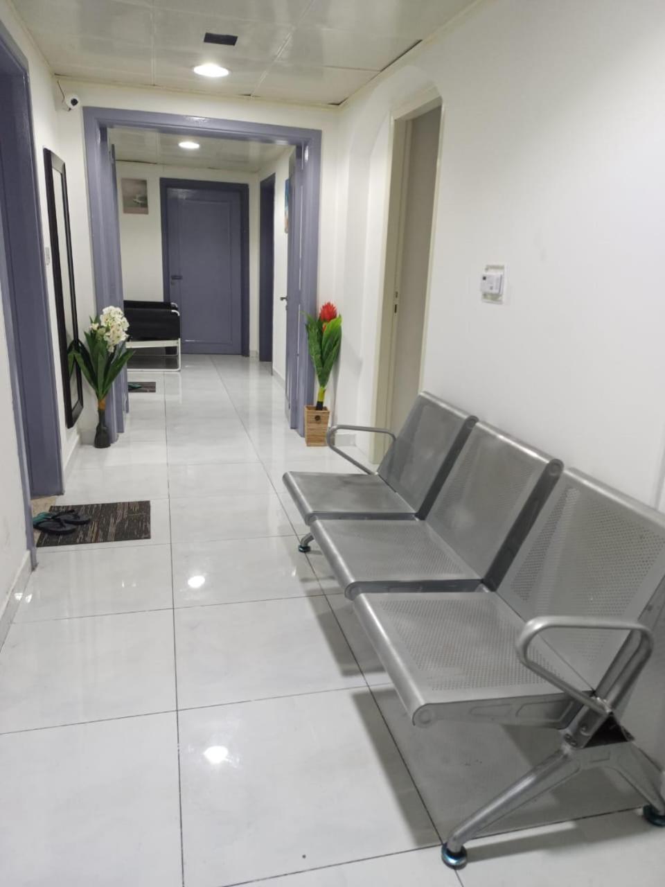 Capsule hotel Elite Space Partition In Very Near Union And Banyas Metro - Creek - Gold Souq