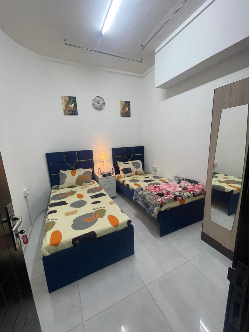 Capsule hotel Elite Space Partition In Very Near Union And Banyas Metro - Creek - Gold Souq Dubai
