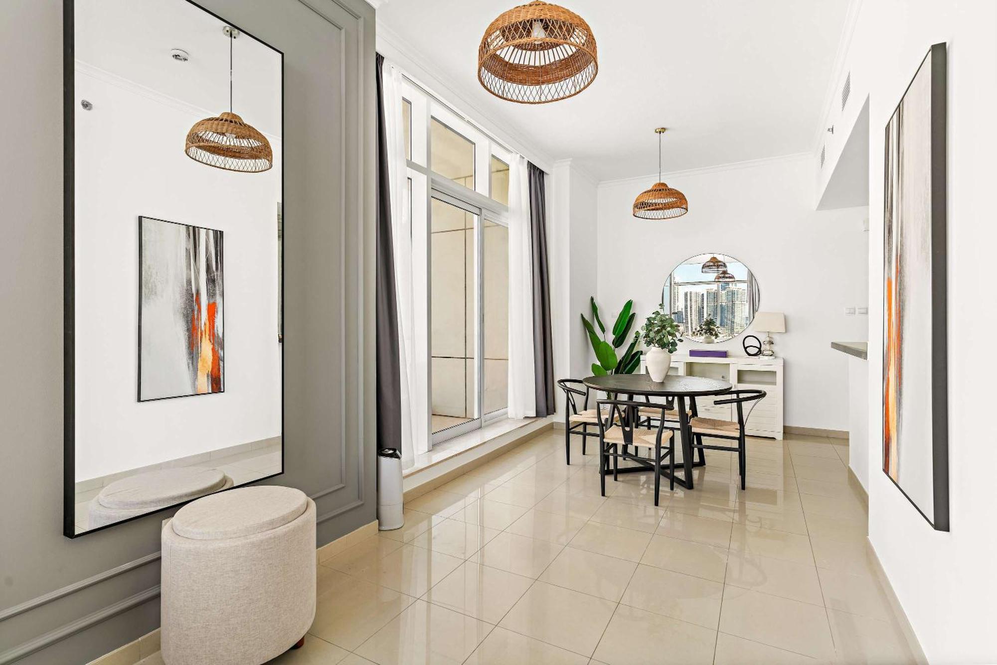 Silkhaus Seaside 1br At Botanica In Marina Apartment