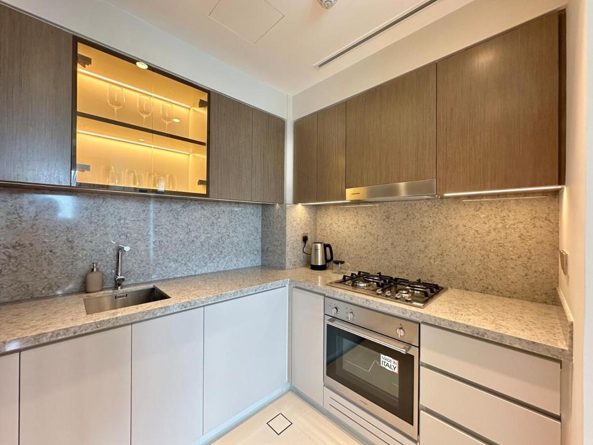 Apartment Dar Vacation - New Stunning 1br - Emaar Beachfront