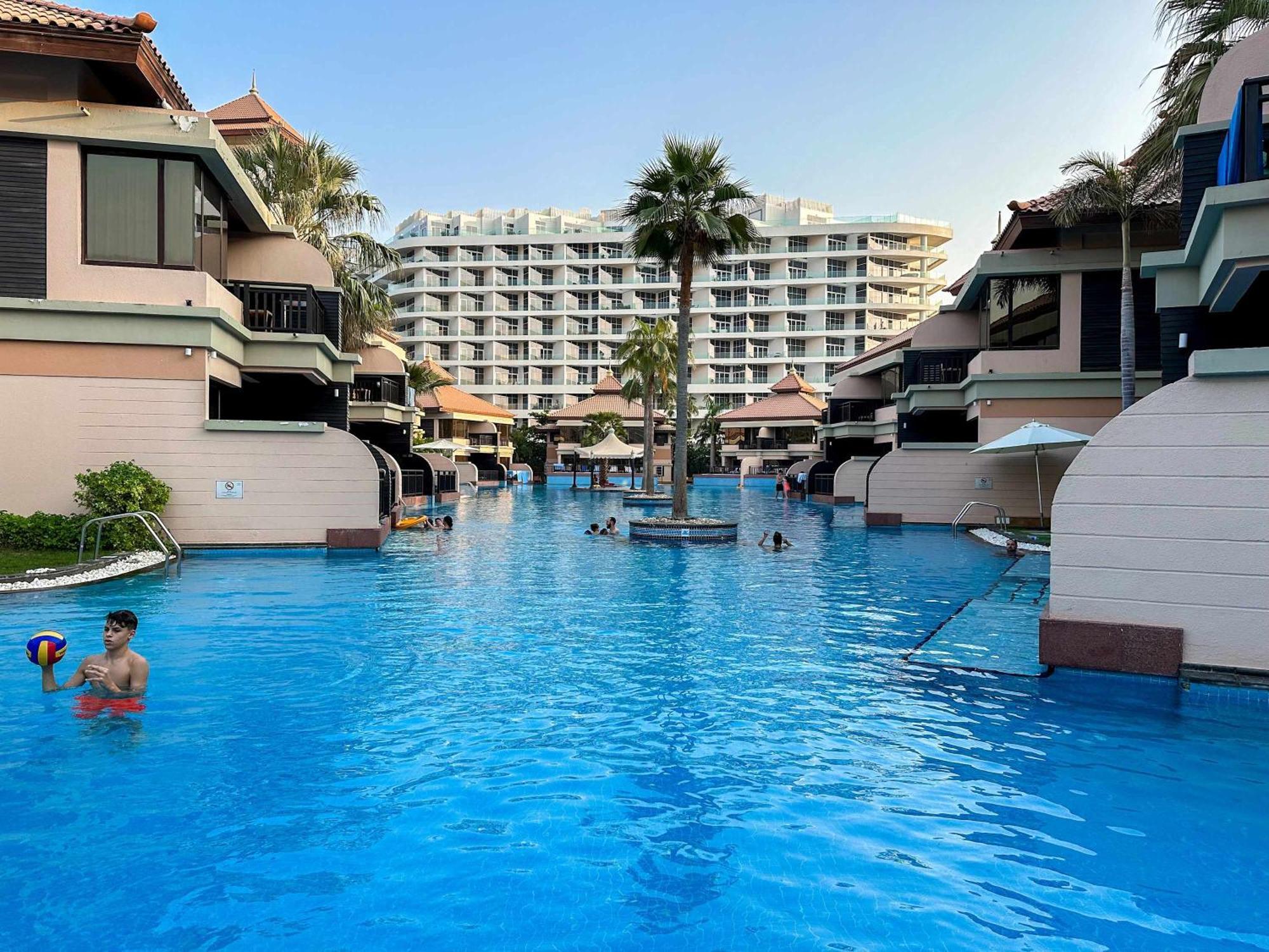 Fabulous 2br At 5 Star *