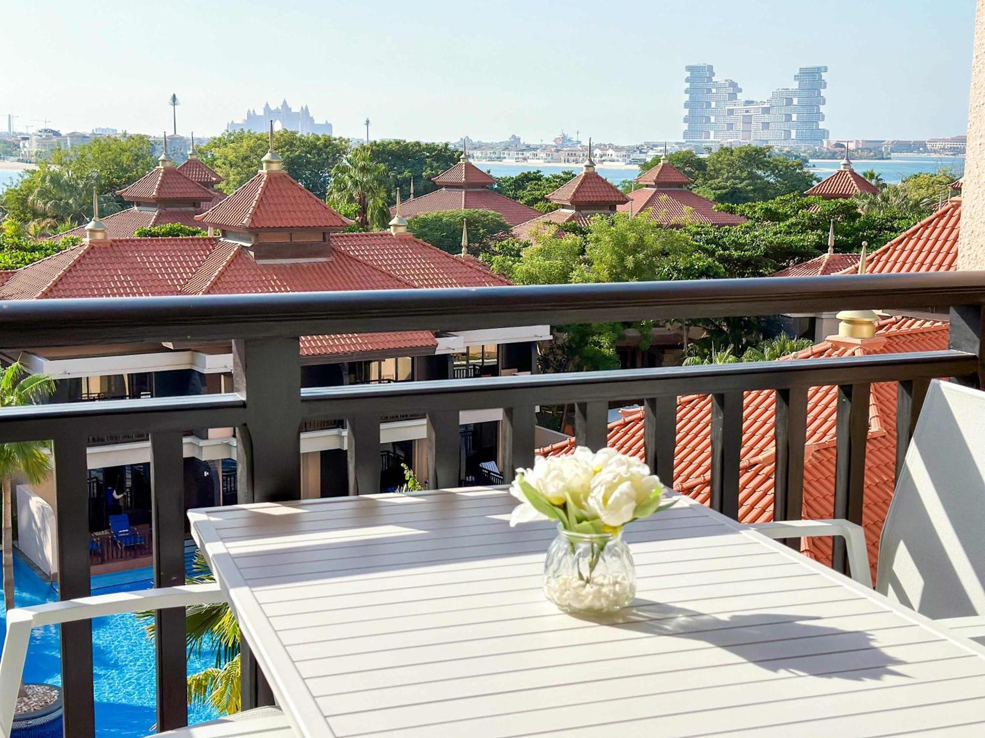 Fabulous 2br At 5 Star *