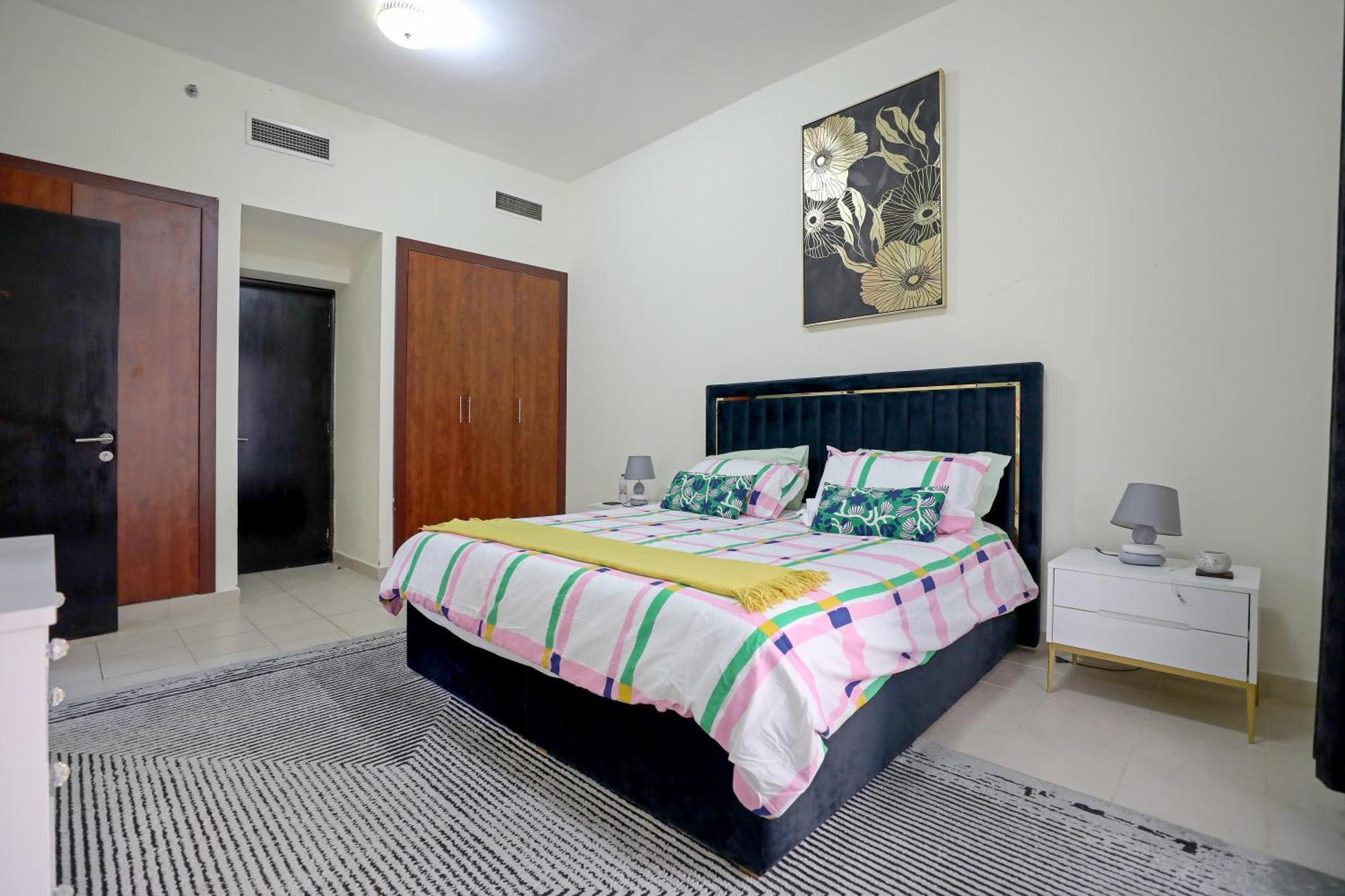 Luxury 1bed Marina View Jbr Pool Parking *