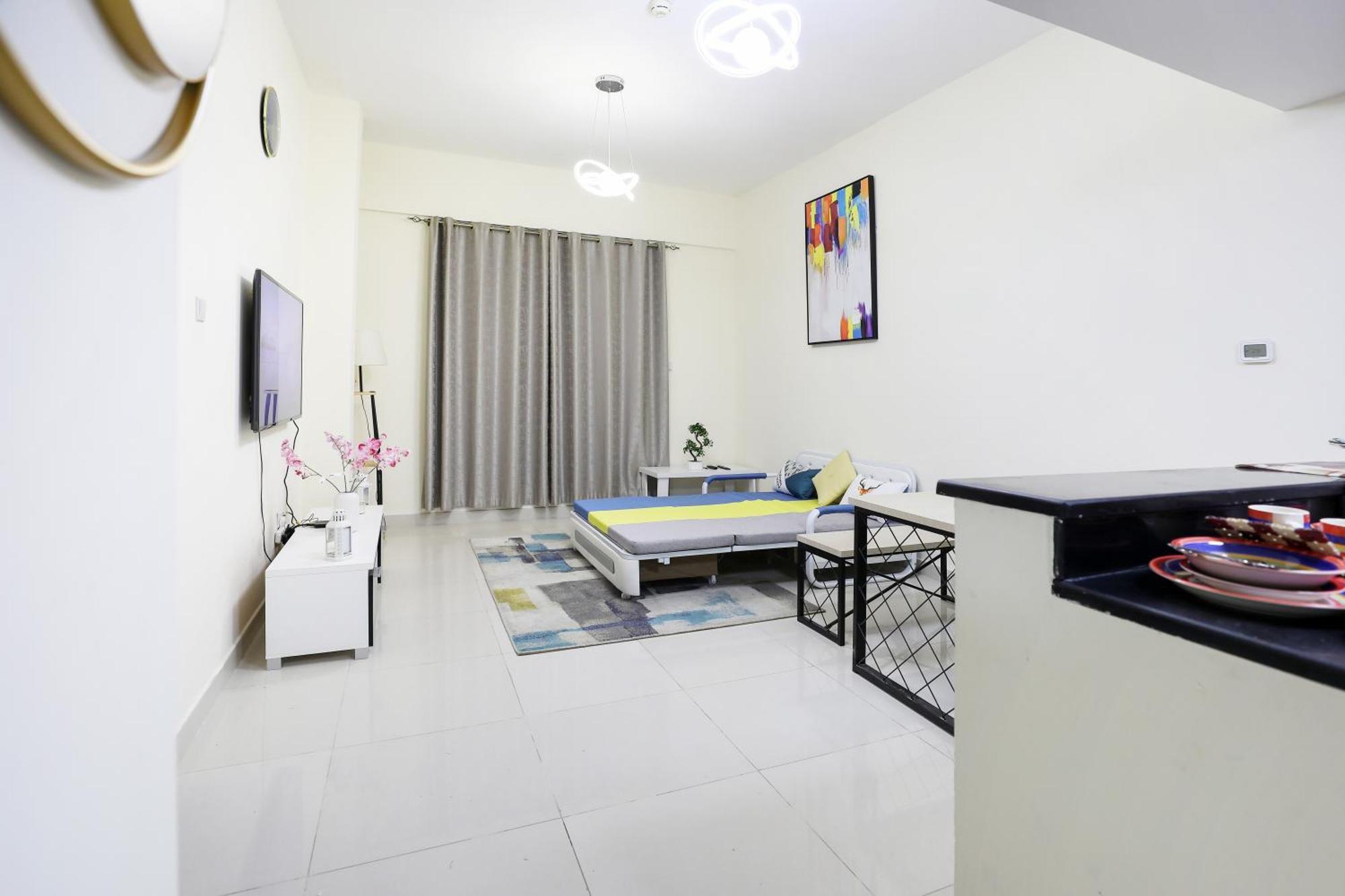Luxury 1bed Marina View Jbr Pool Parking Holiday home Dubai
