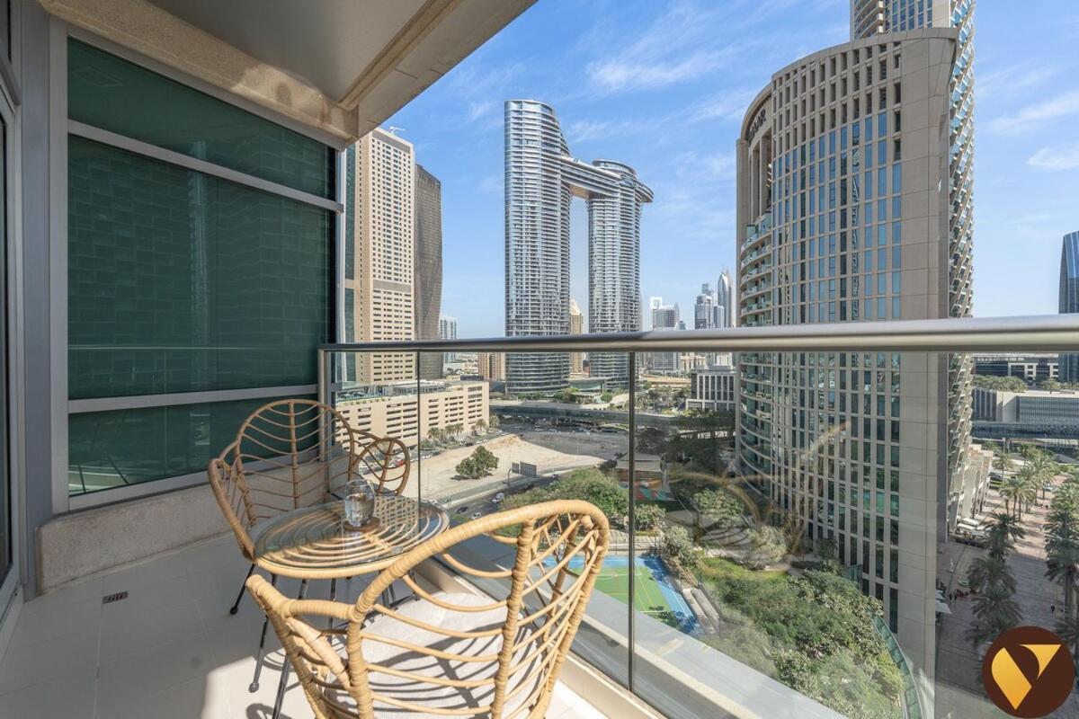 Vogue The Lofts By Emaar - Prime Downtown Stay, Walk To Burj Khalifa And Mall On Sheikh Mohammed Bin Rashid Blvd *