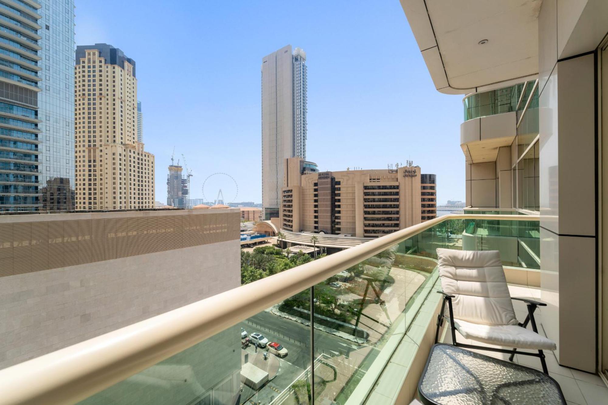 Vayk - Exclusive 1br With Eye Views Apartment *