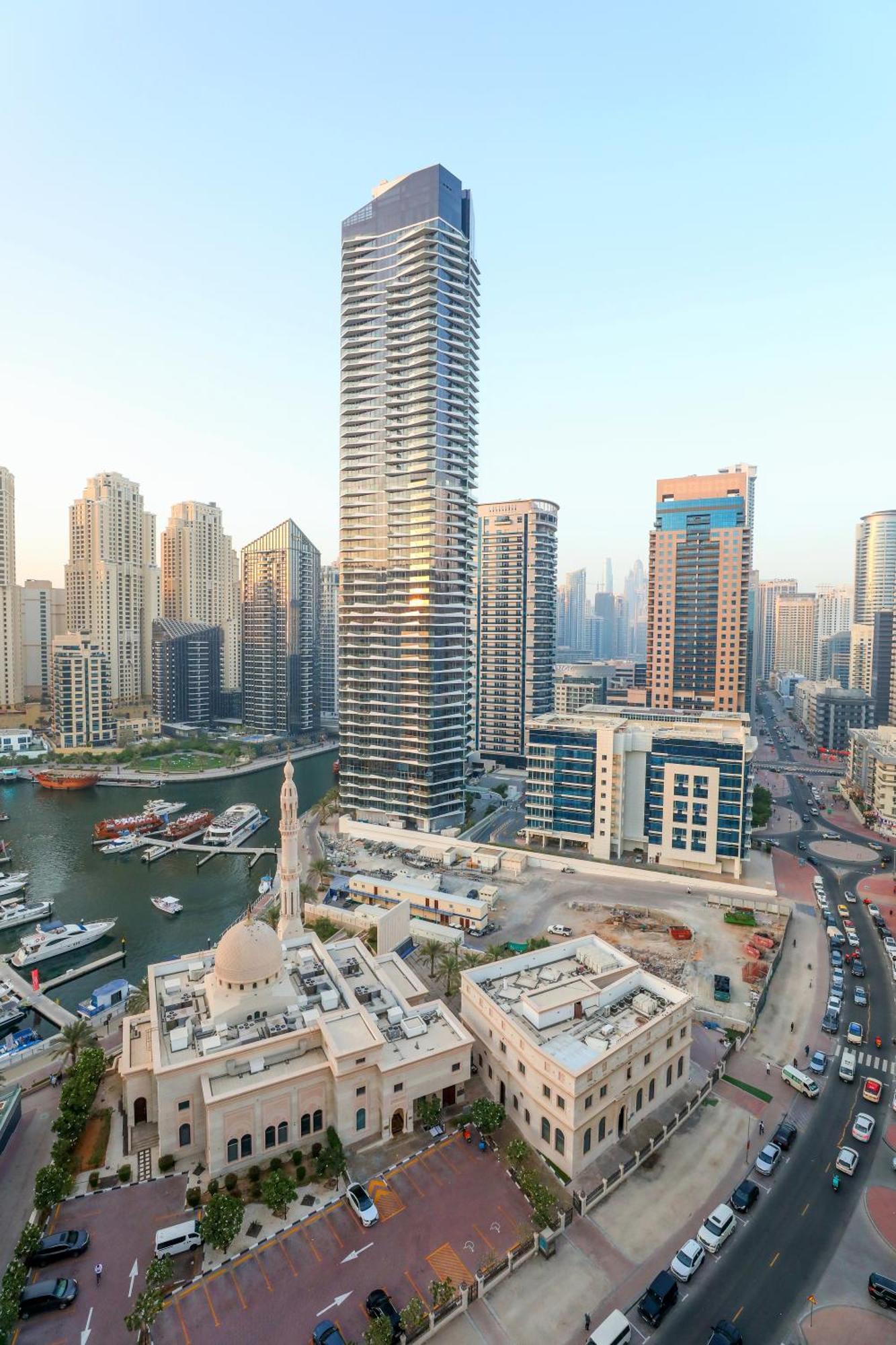 Luxury 1bed Marina View Jbr Pool Parking Holiday home *