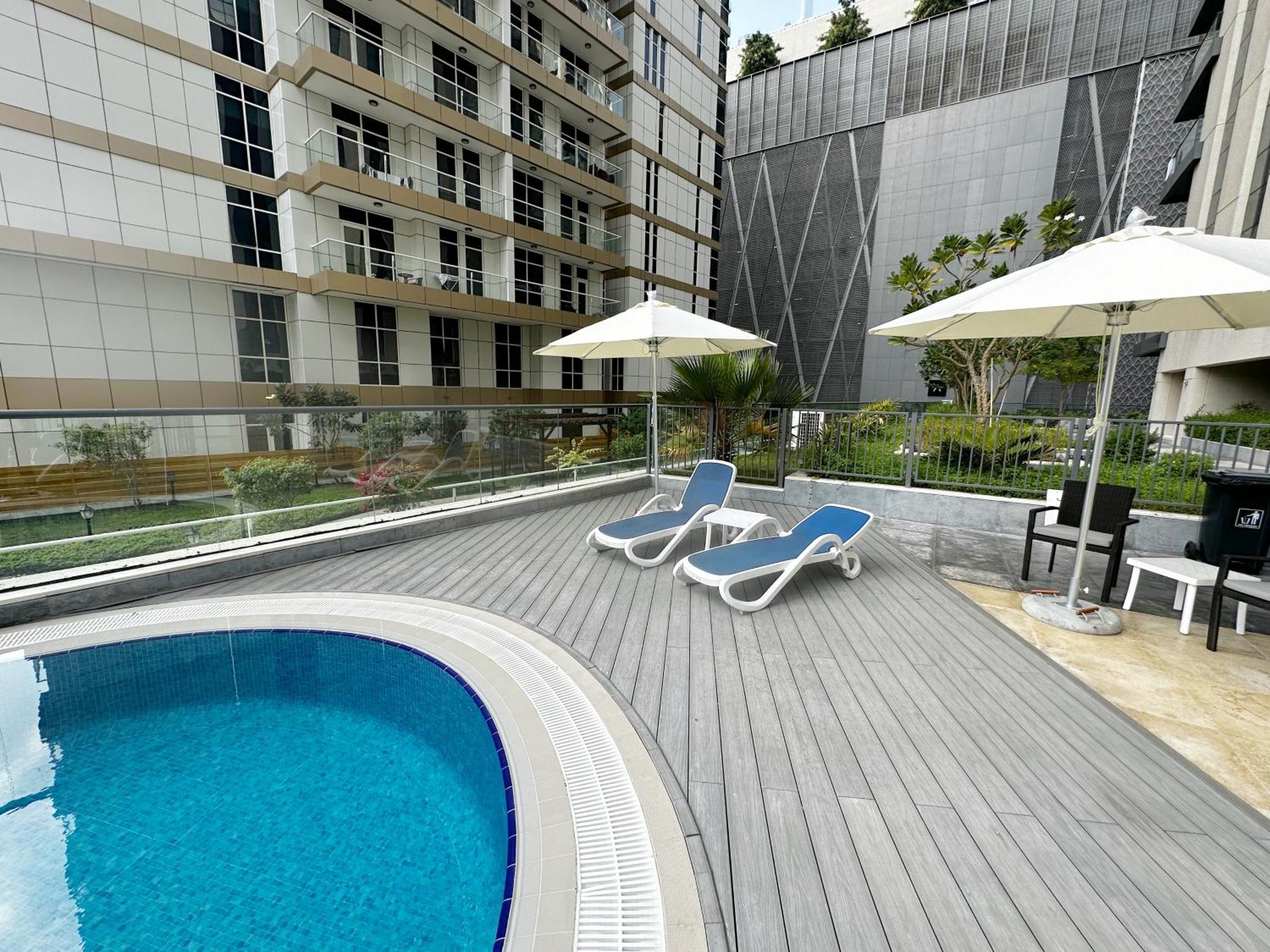 Dunya Tower Luxury And 2 Min Walk To Mall And Burj Khalifa In Heart Of Downtown * Dubai