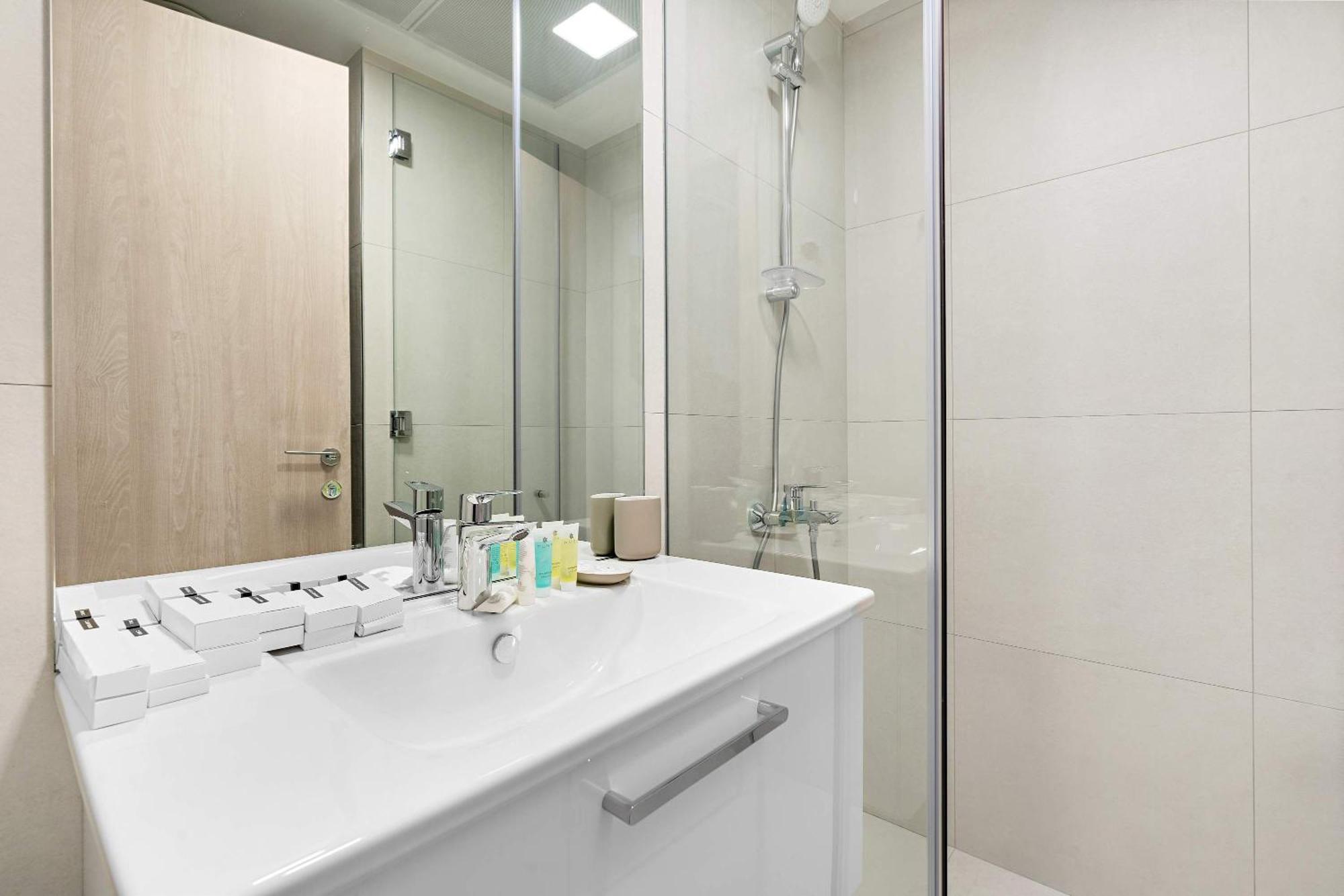 Apartamento Silkhaus New In Jvc With Queen Bed Dubai