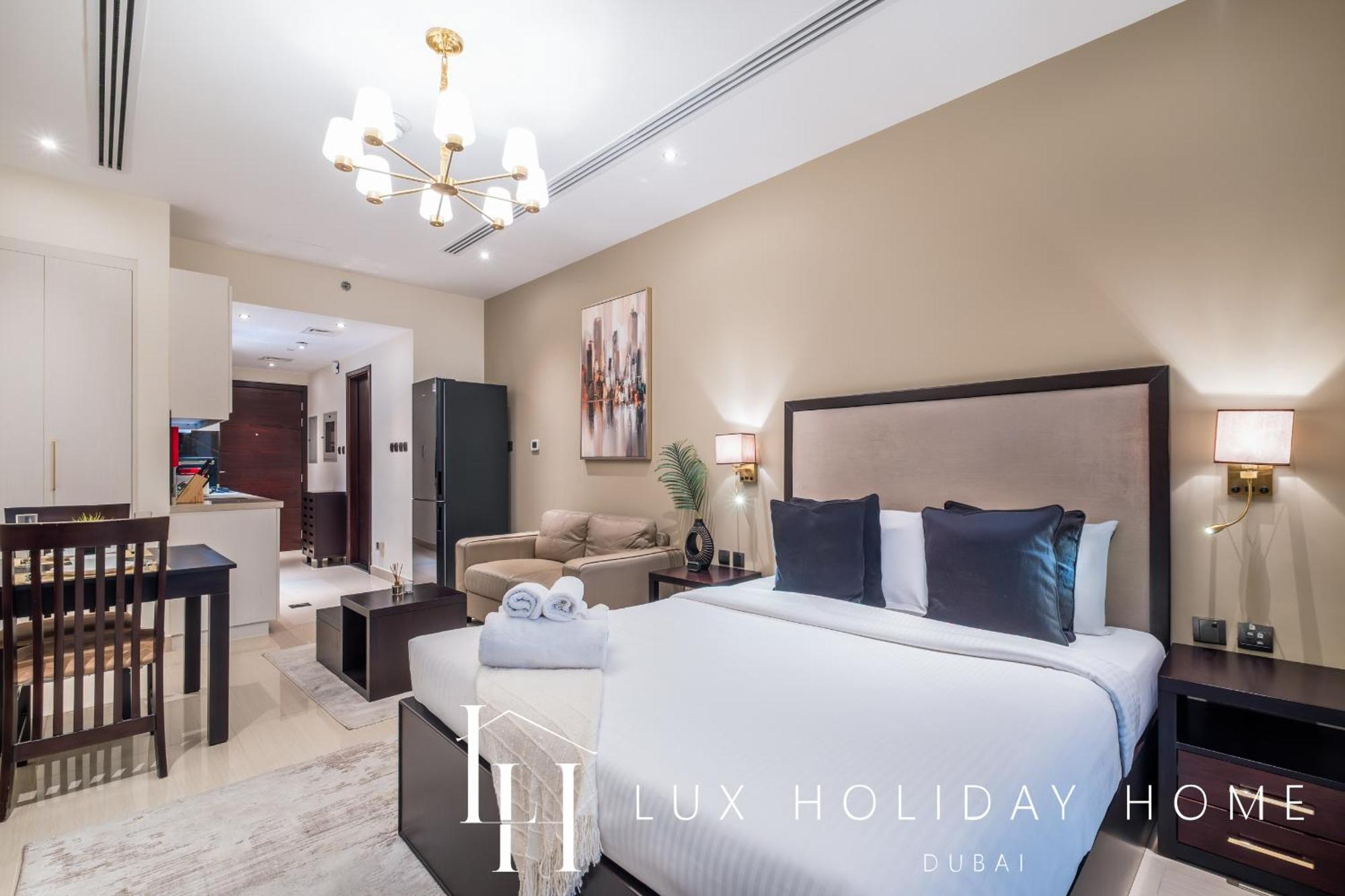 Lux The Burj Khalifa Downtown View Apartment